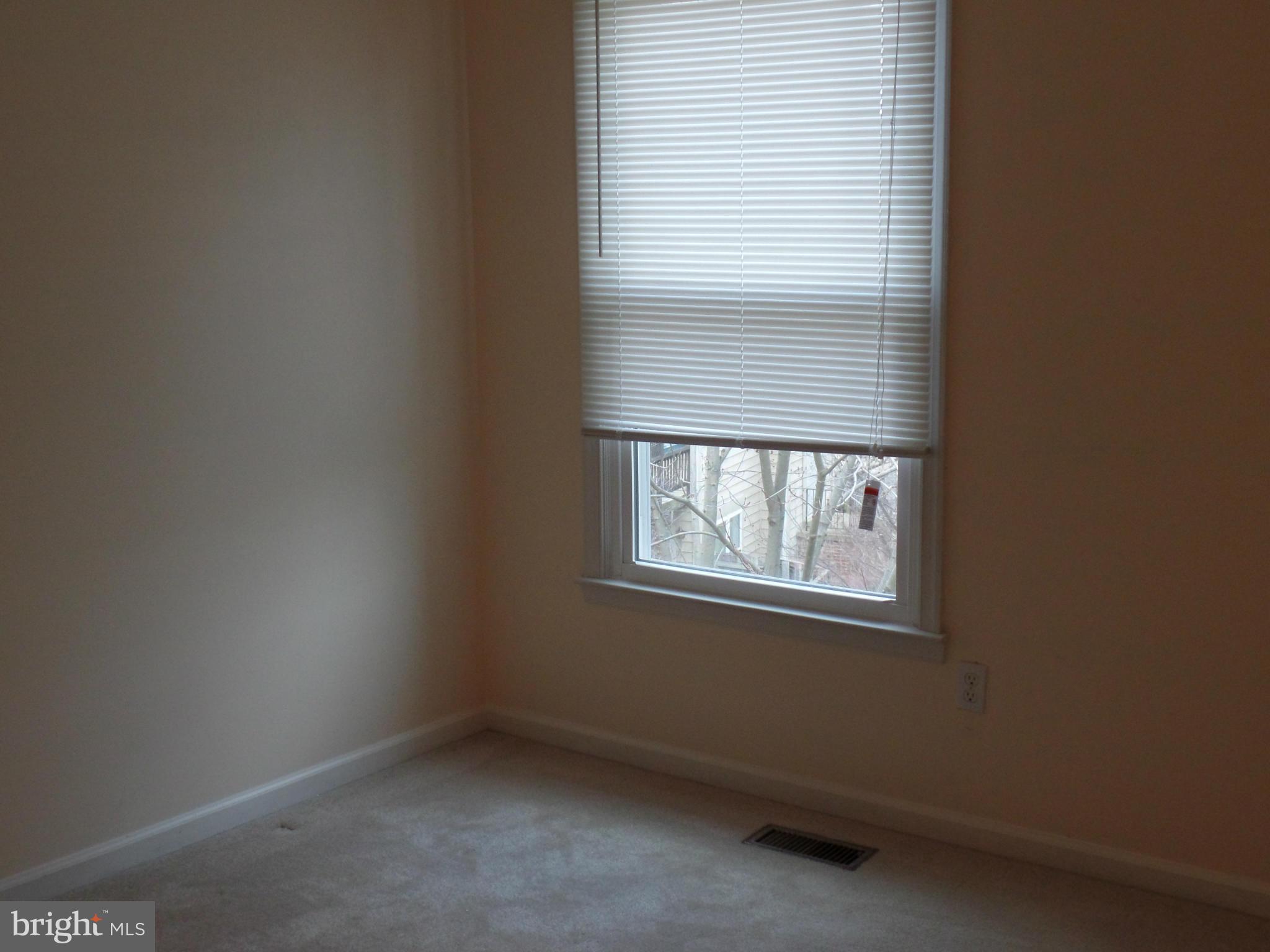 FOX CREEK - Residential Lease