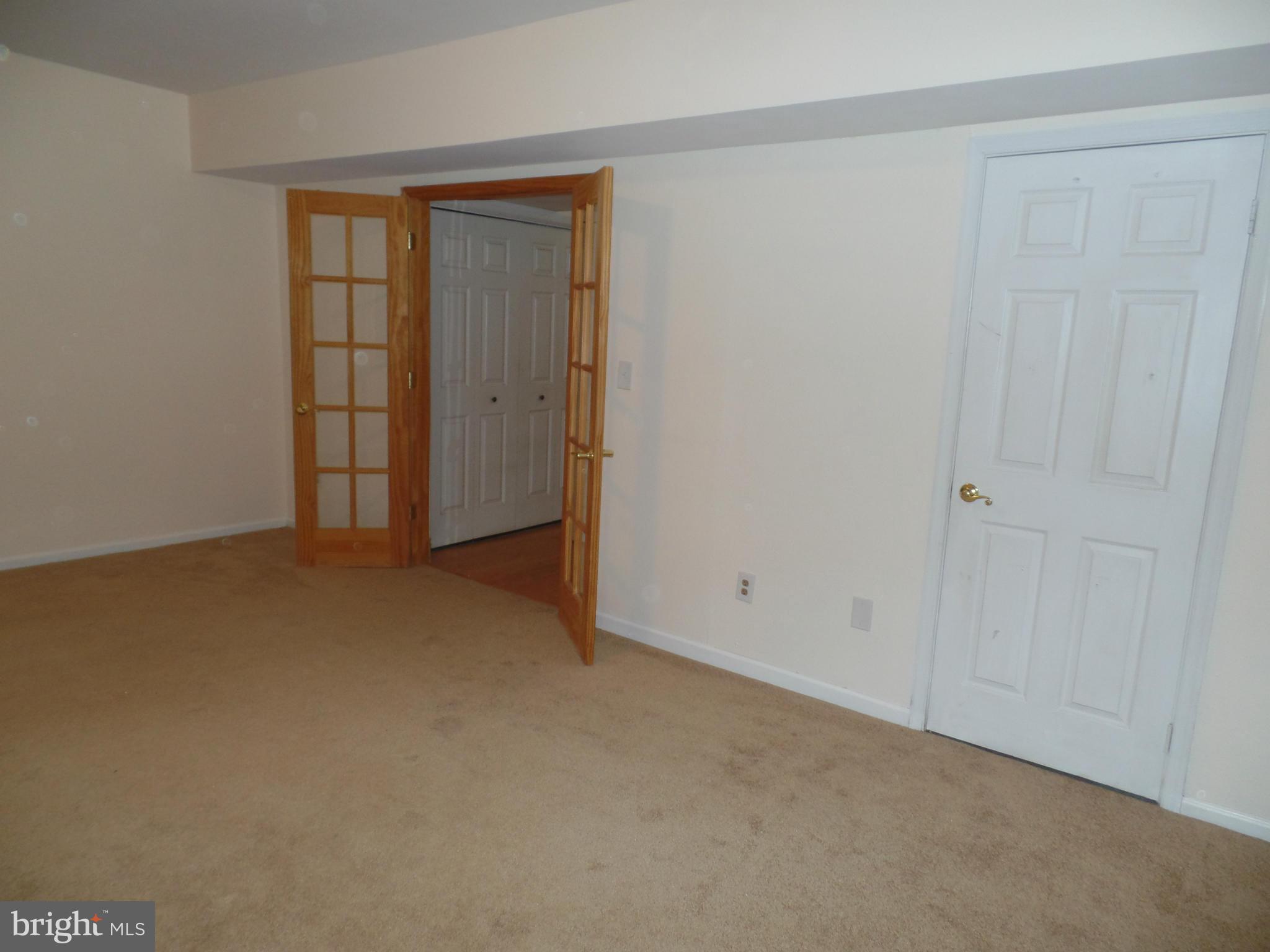 FOX CREEK - Residential Lease