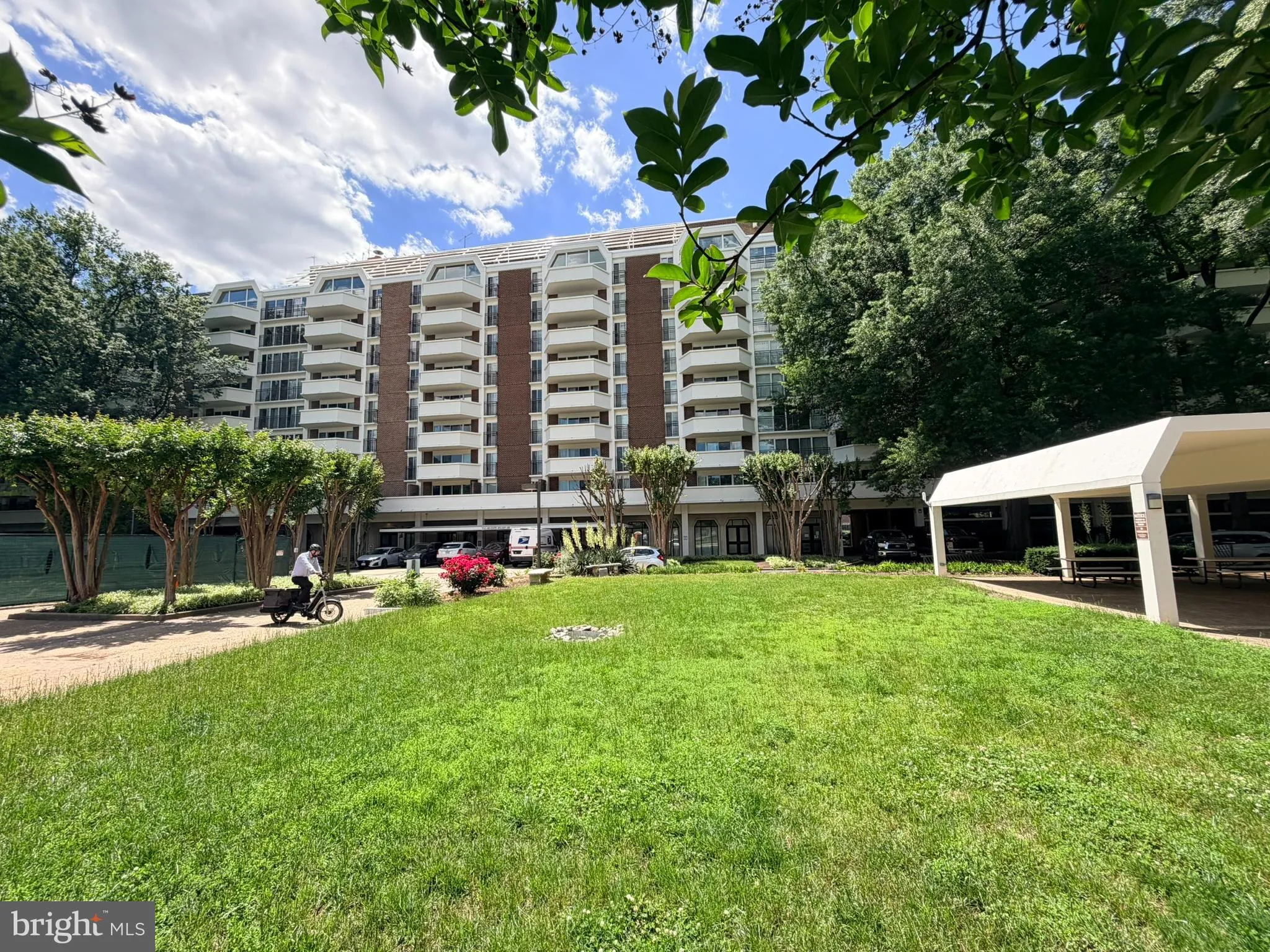 Additional image 16 of 700 7th Street SW Unit 810, Washington, DC 20024