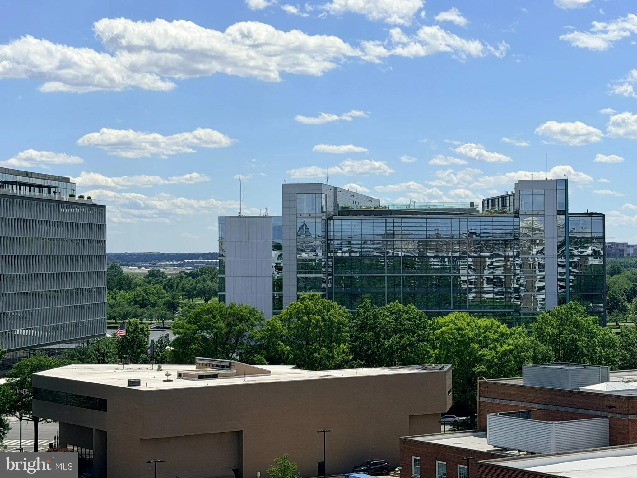 Additional image 14 of 700 7th Street SW Unit 810, Washington, DC 20024
