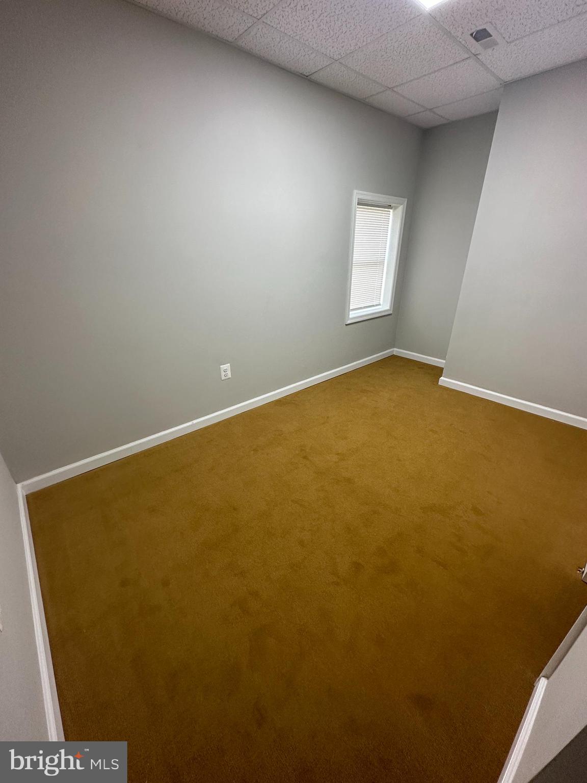 OVERBROOK - Commercial Lease