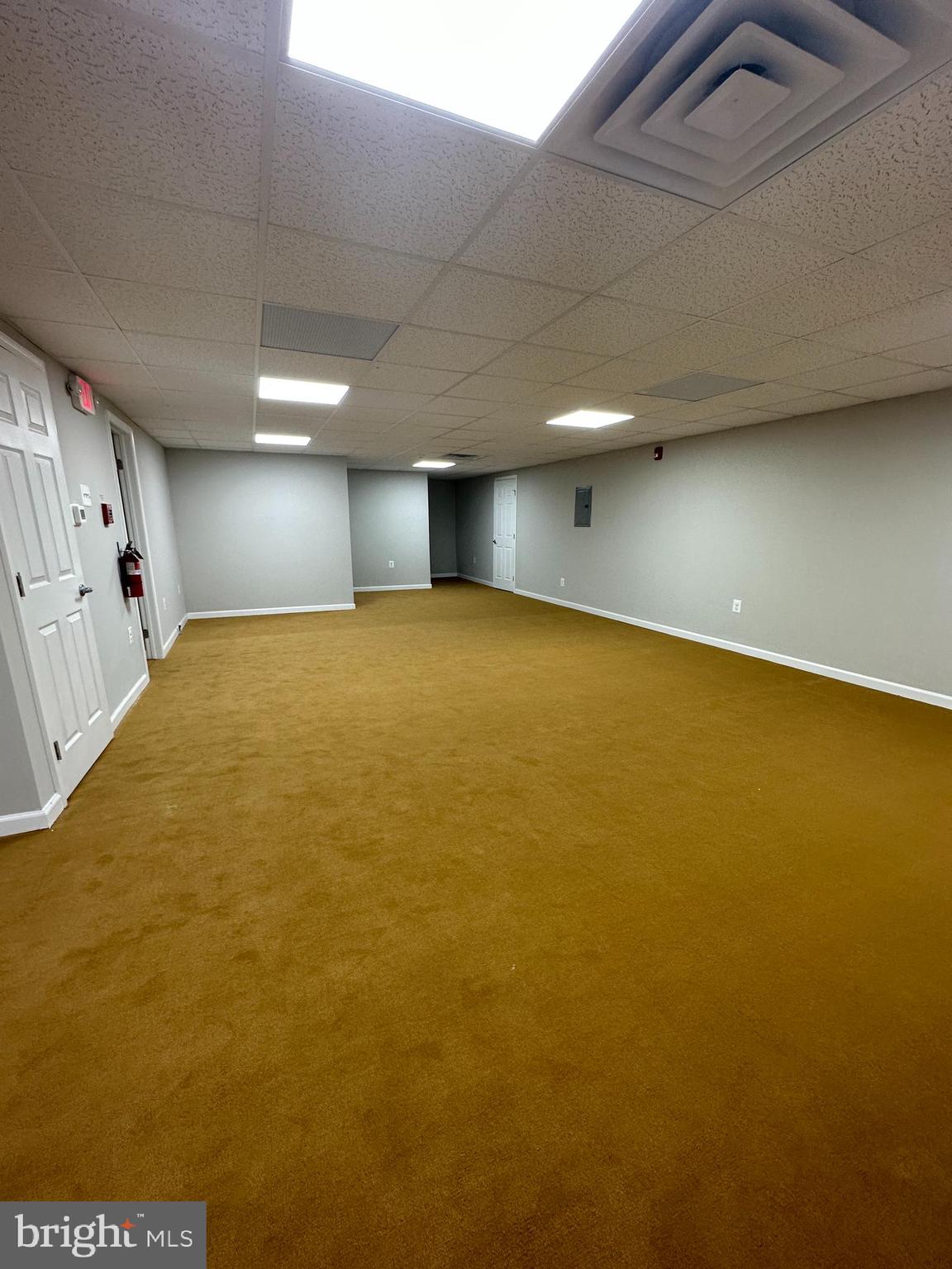 OVERBROOK - Commercial Lease