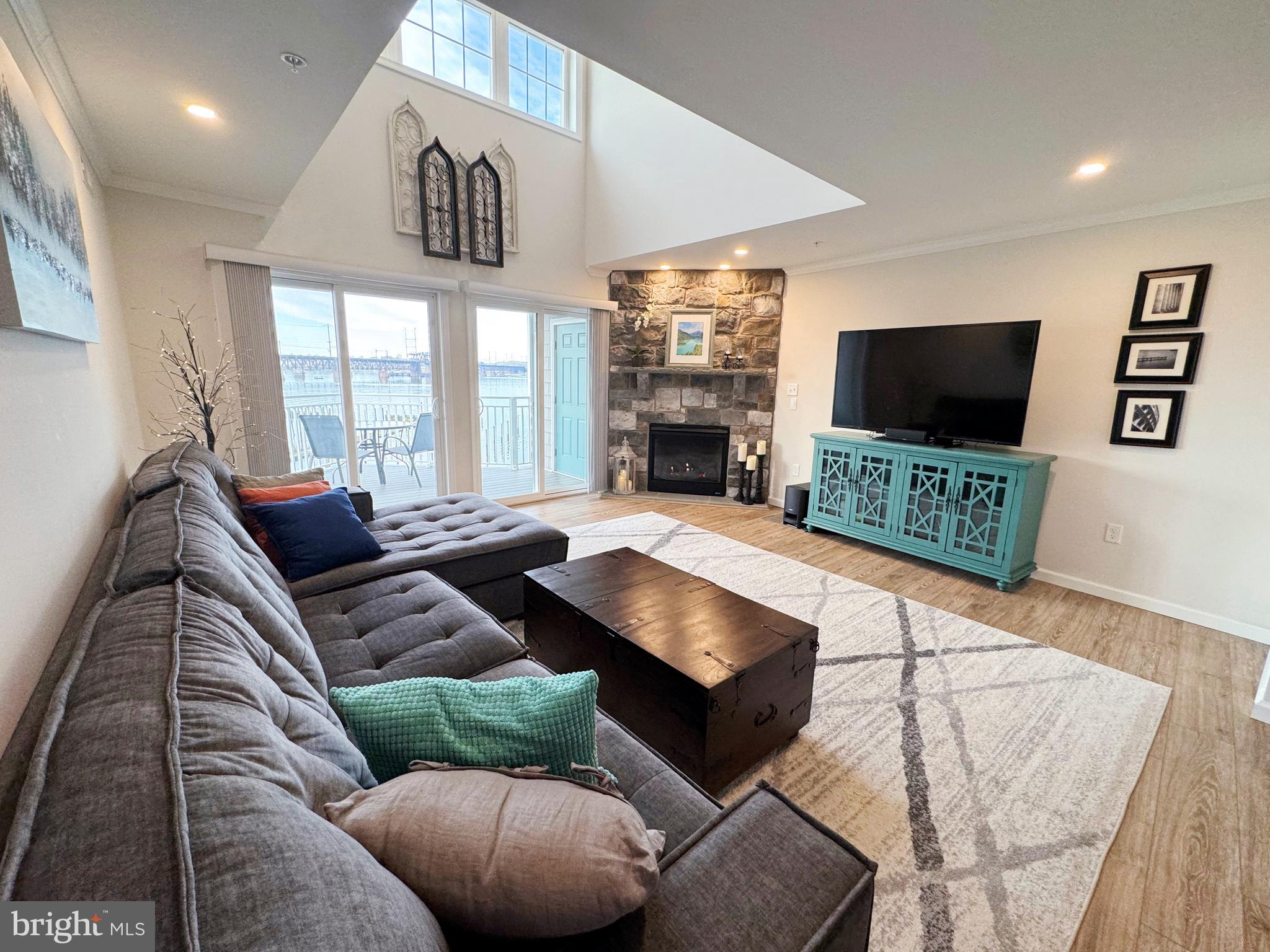 OWENS LANDING - Residential