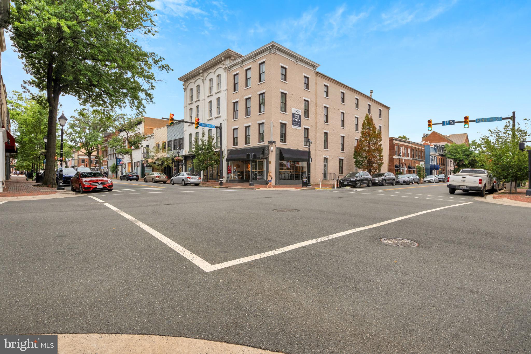 OLD TOWN ALEXANDRIA - Commercial Sale
