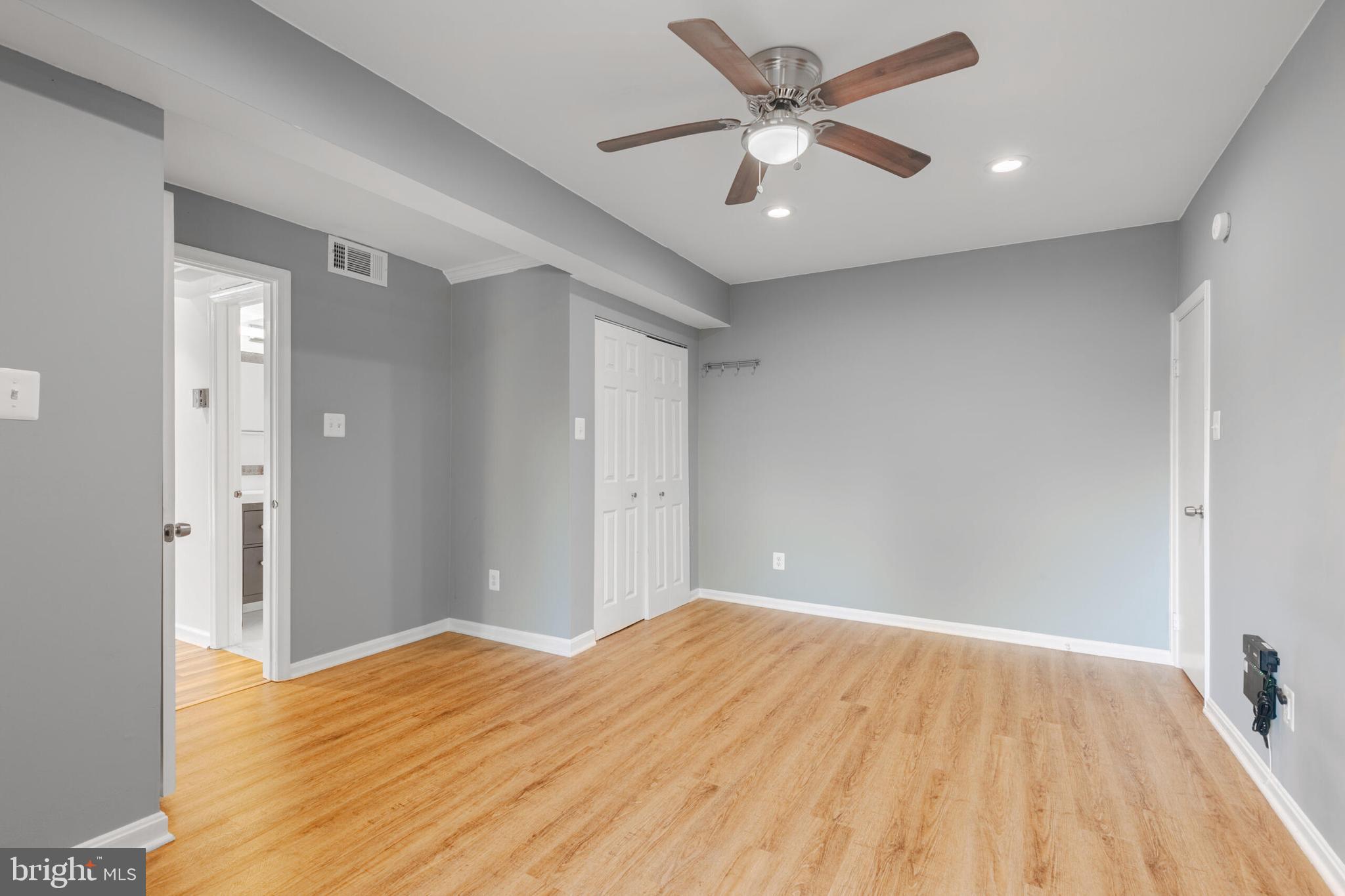 CHATEAUX CONDO - Residential