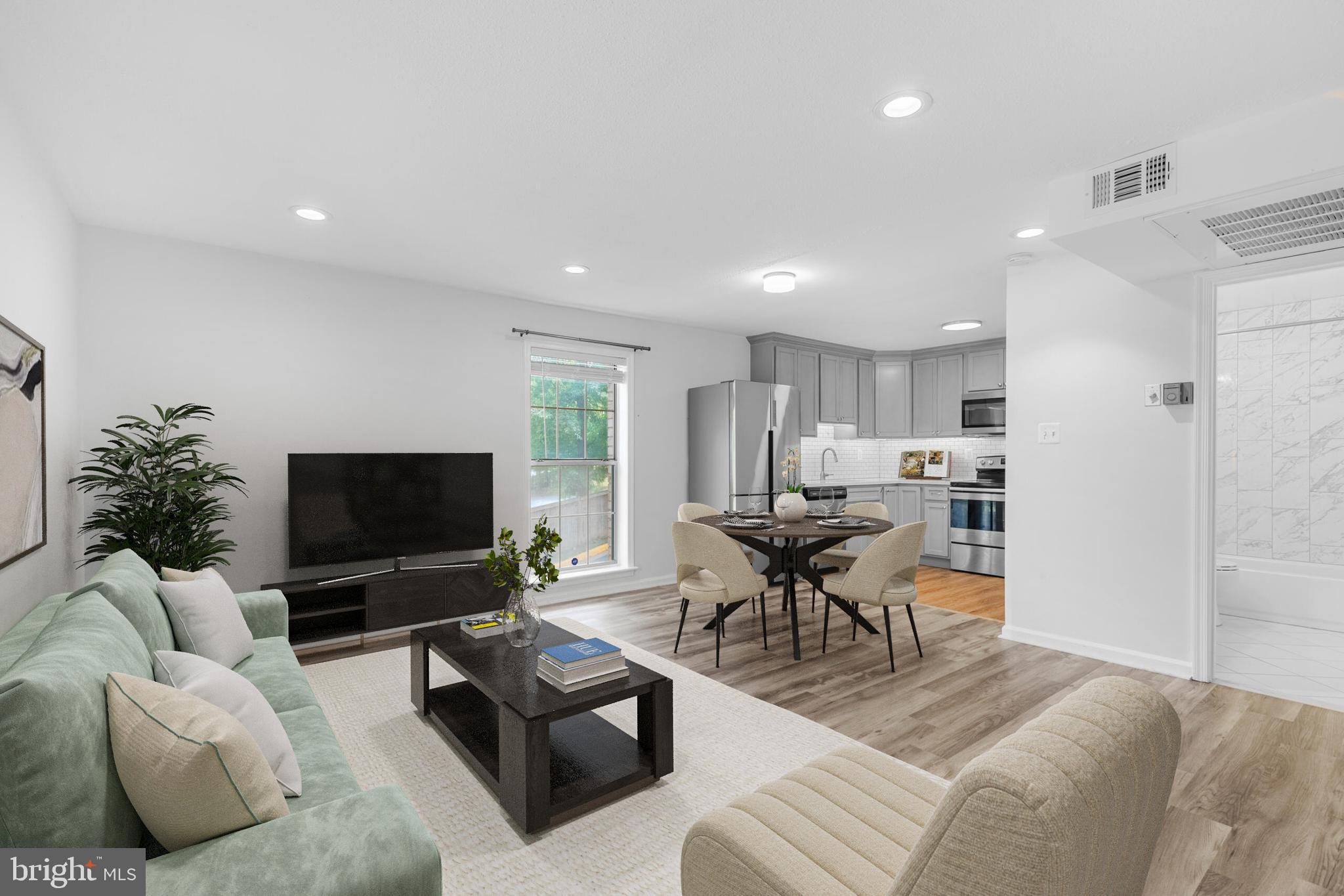 CHATEAUX CONDO - Residential