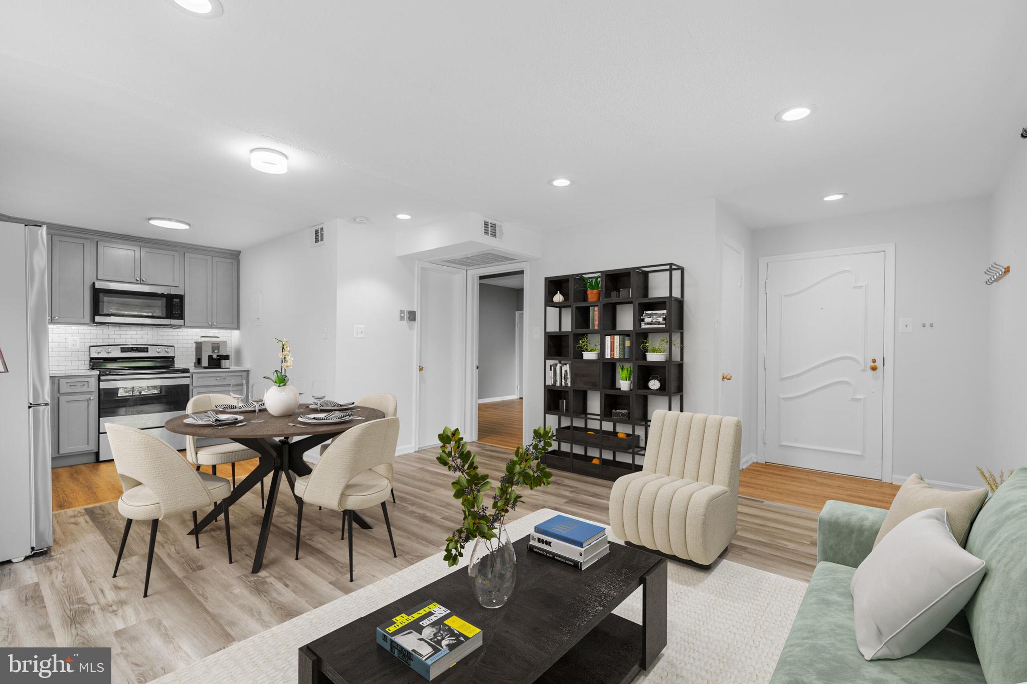 CHATEAUX CONDO - Residential