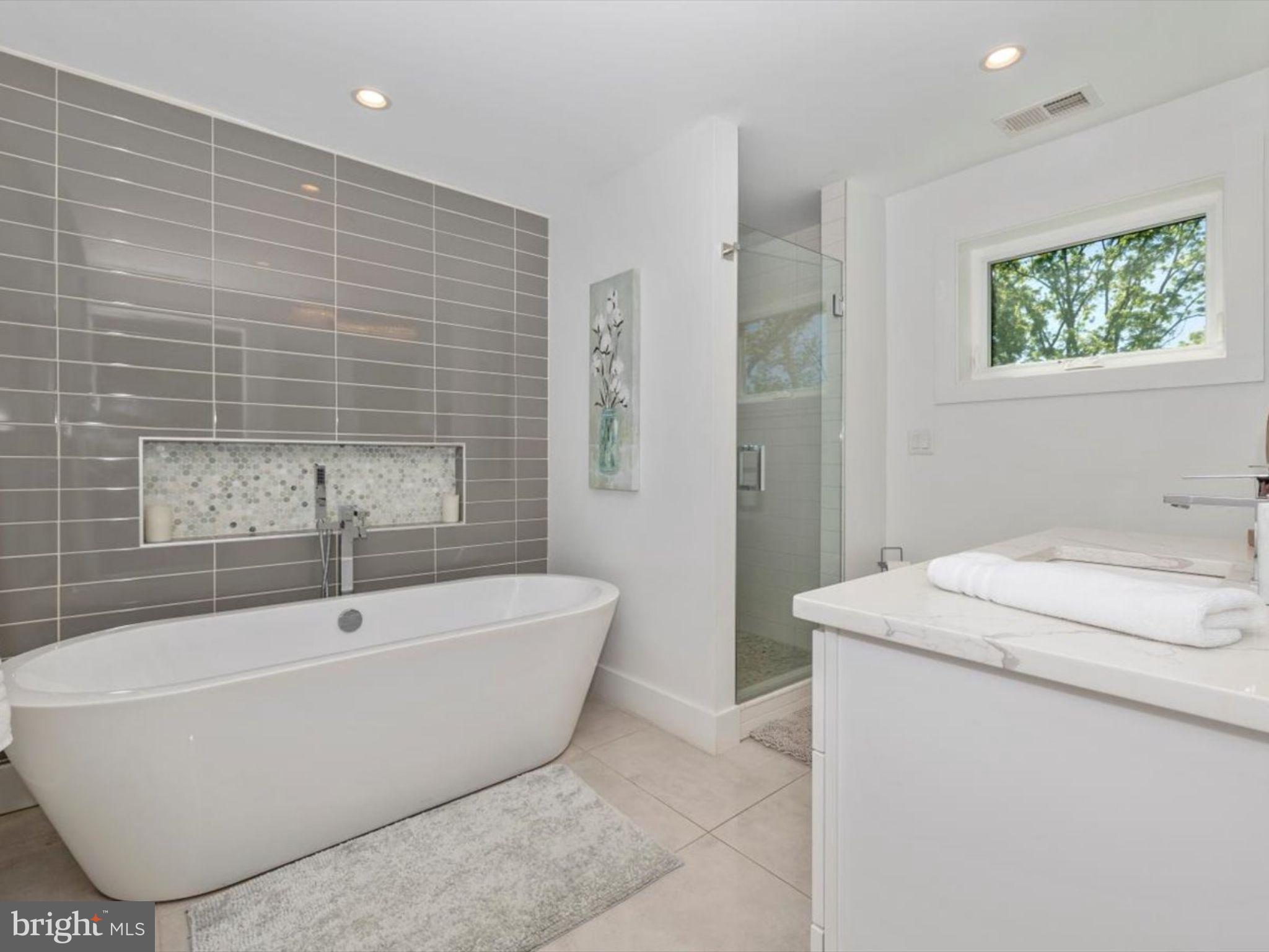 NEW WINDSOR - Residential