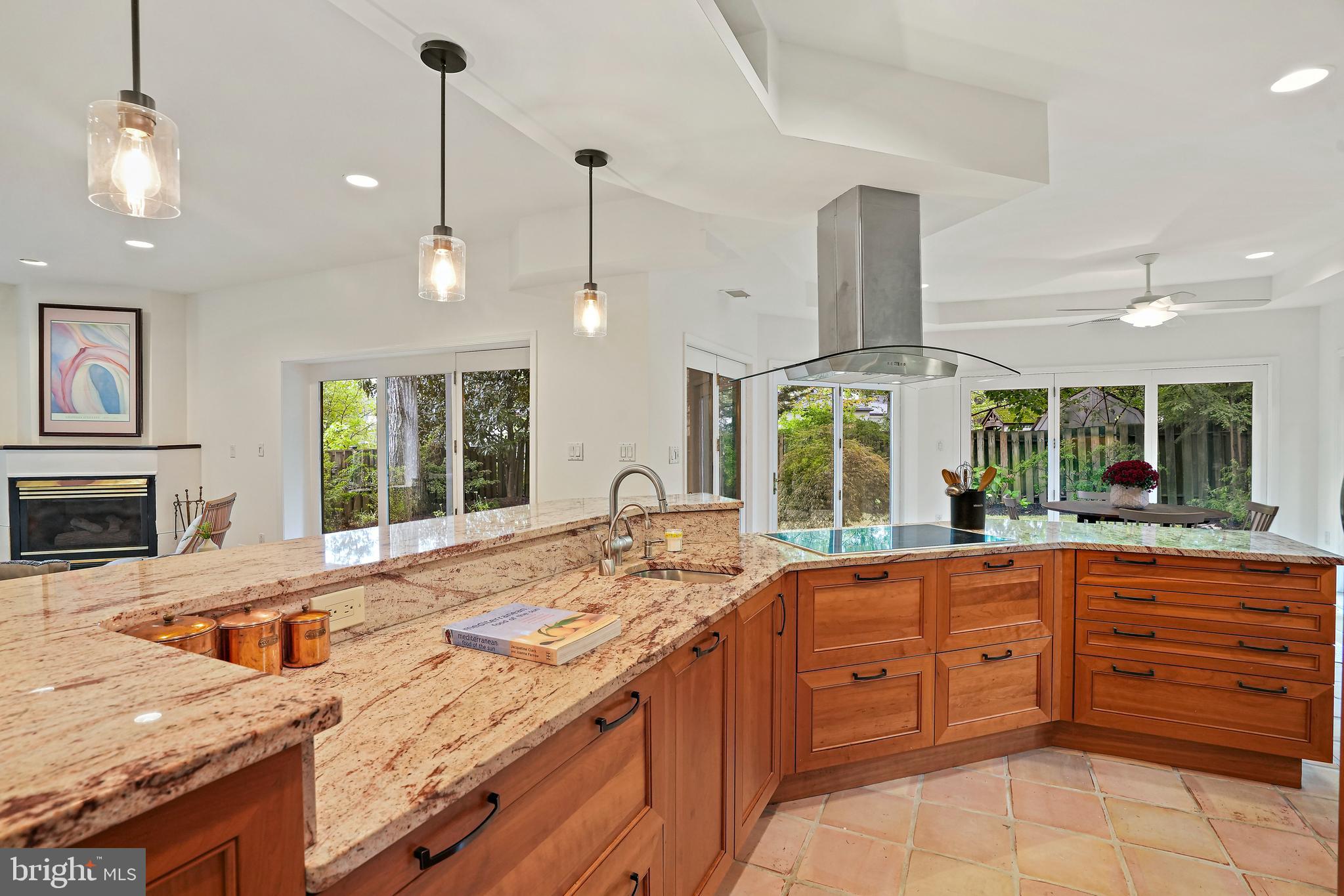 ROLLINGWOOD - Residential