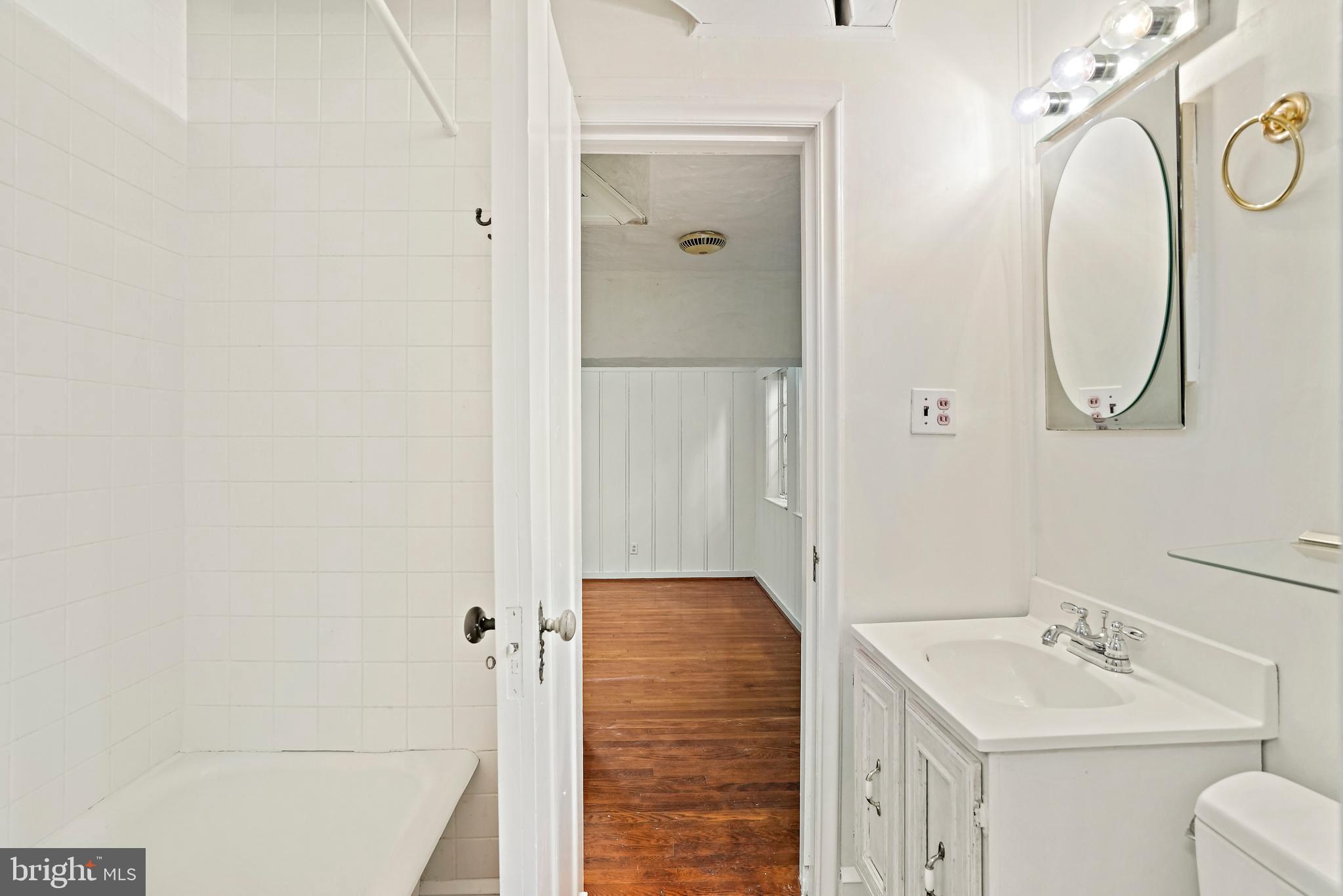 ROLLINGWOOD - Residential