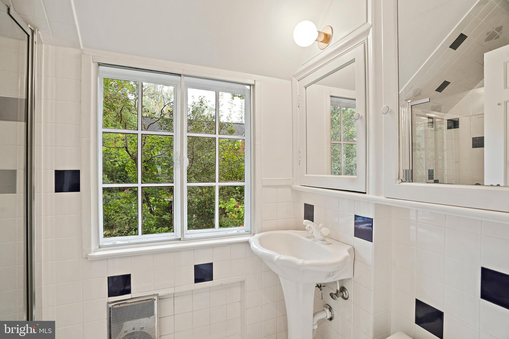 ROLLINGWOOD - Residential