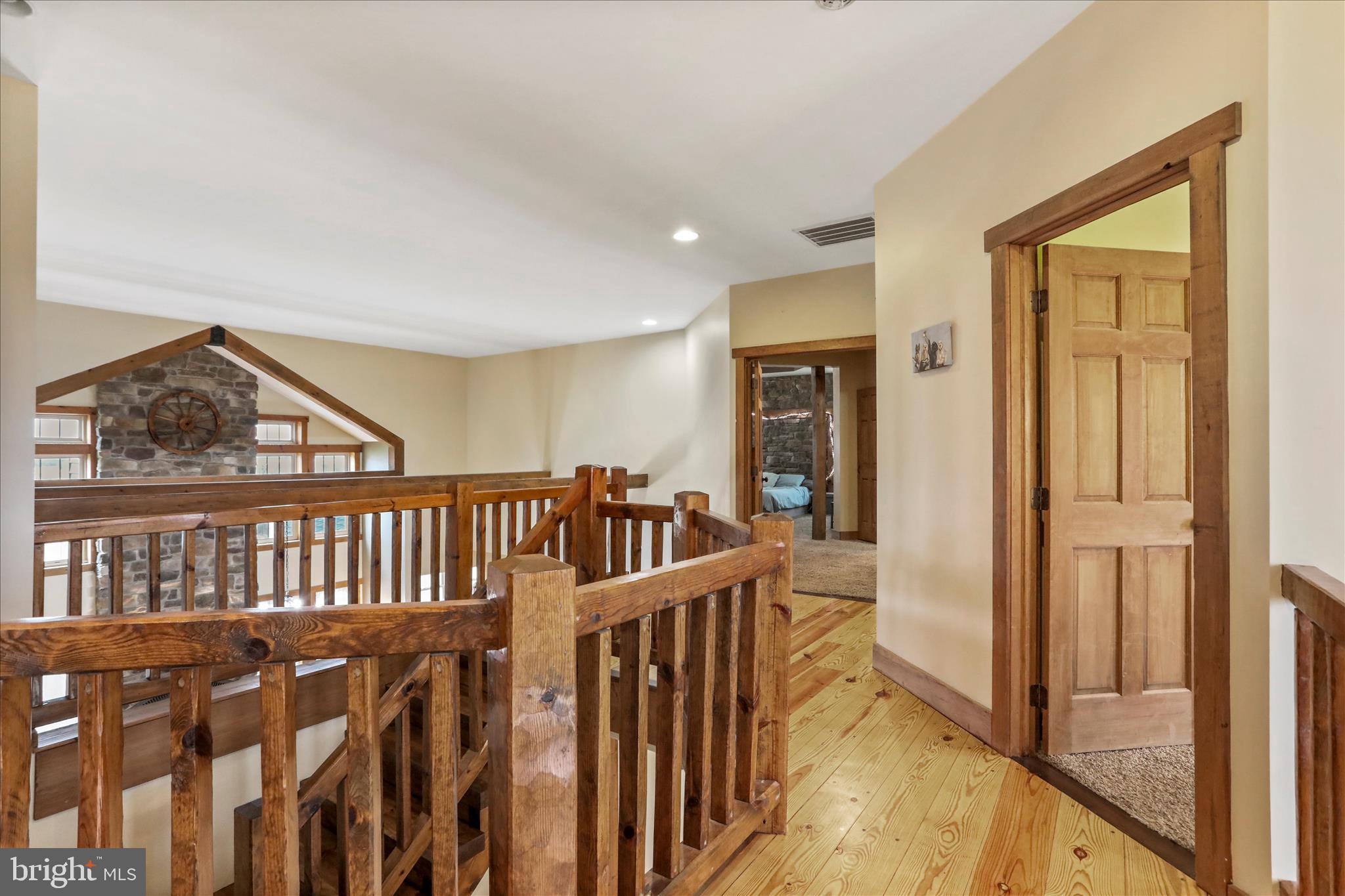 DONAHOE - Residential