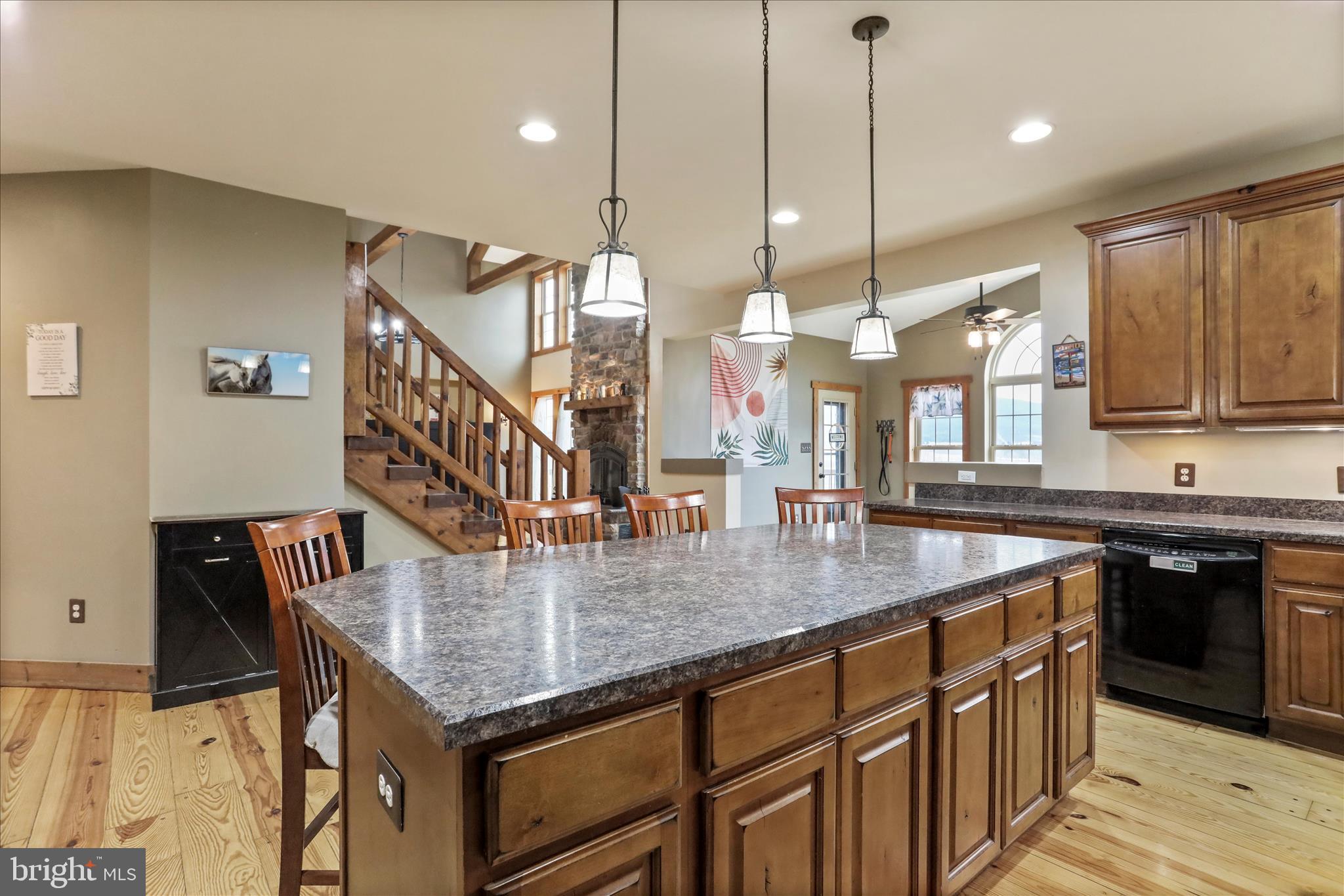 DONAHOE - Residential