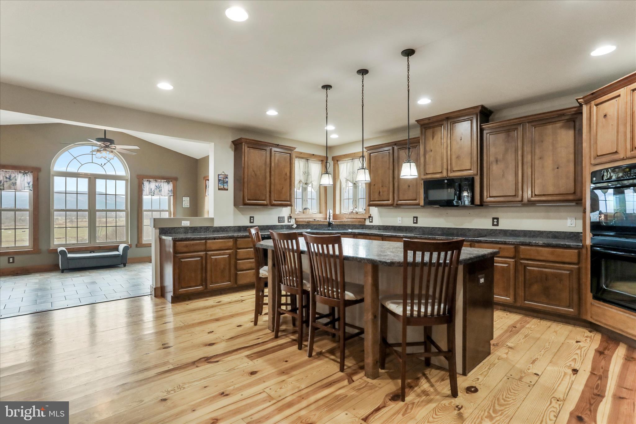 DONAHOE - Residential