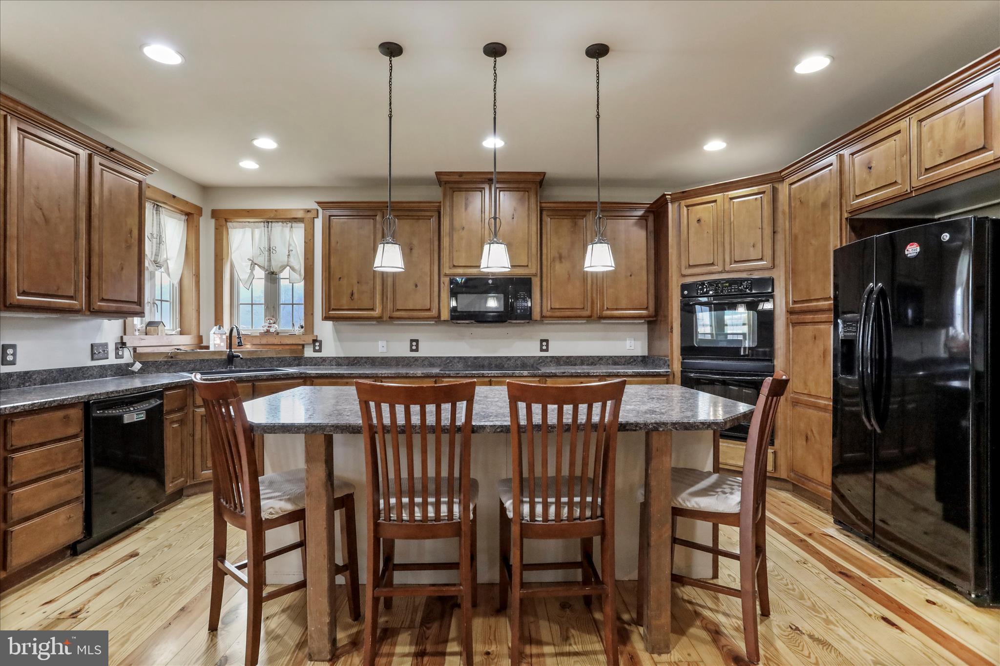 DONAHOE - Residential