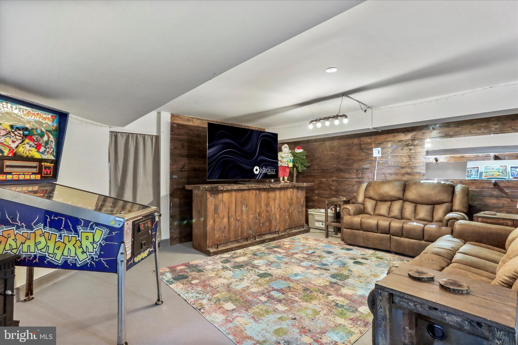 DONAHOE - Residential