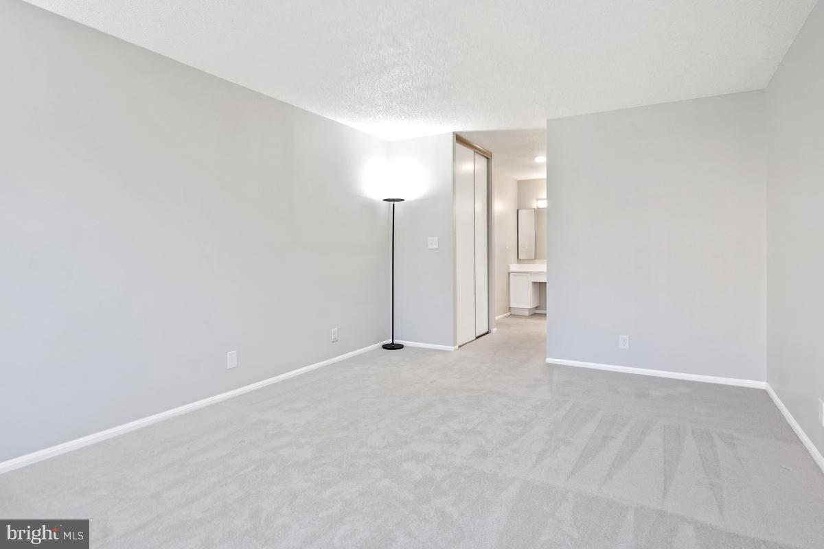 MONTEBELLO - Residential