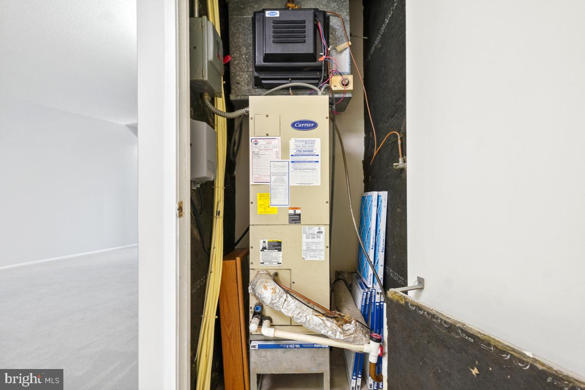 MONTEBELLO - Residential