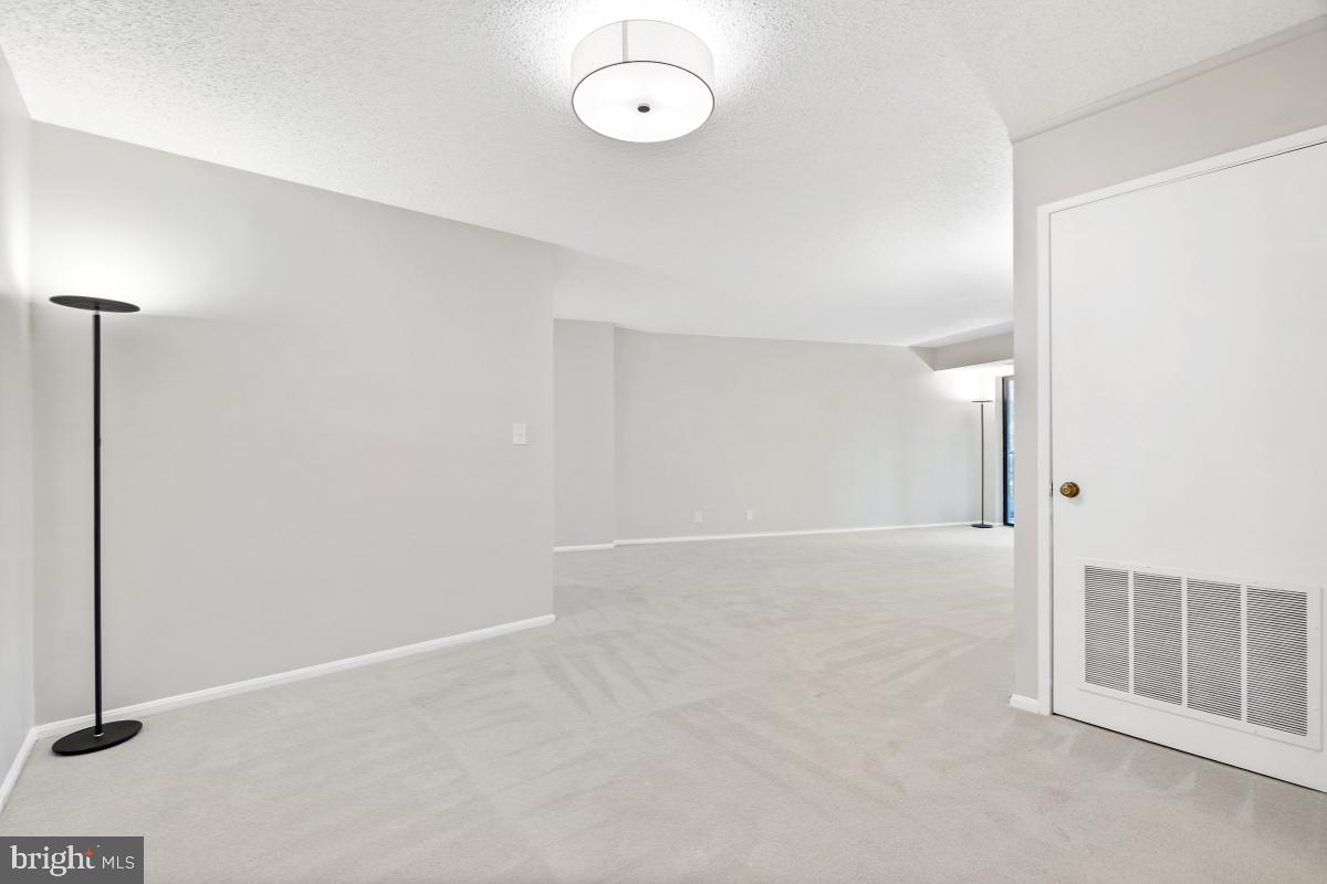 MONTEBELLO - Residential