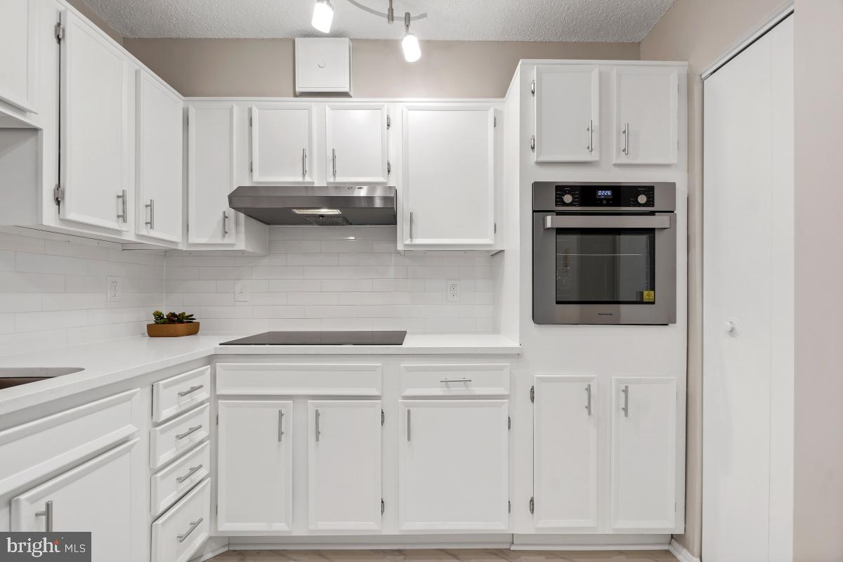 MONTEBELLO - Residential