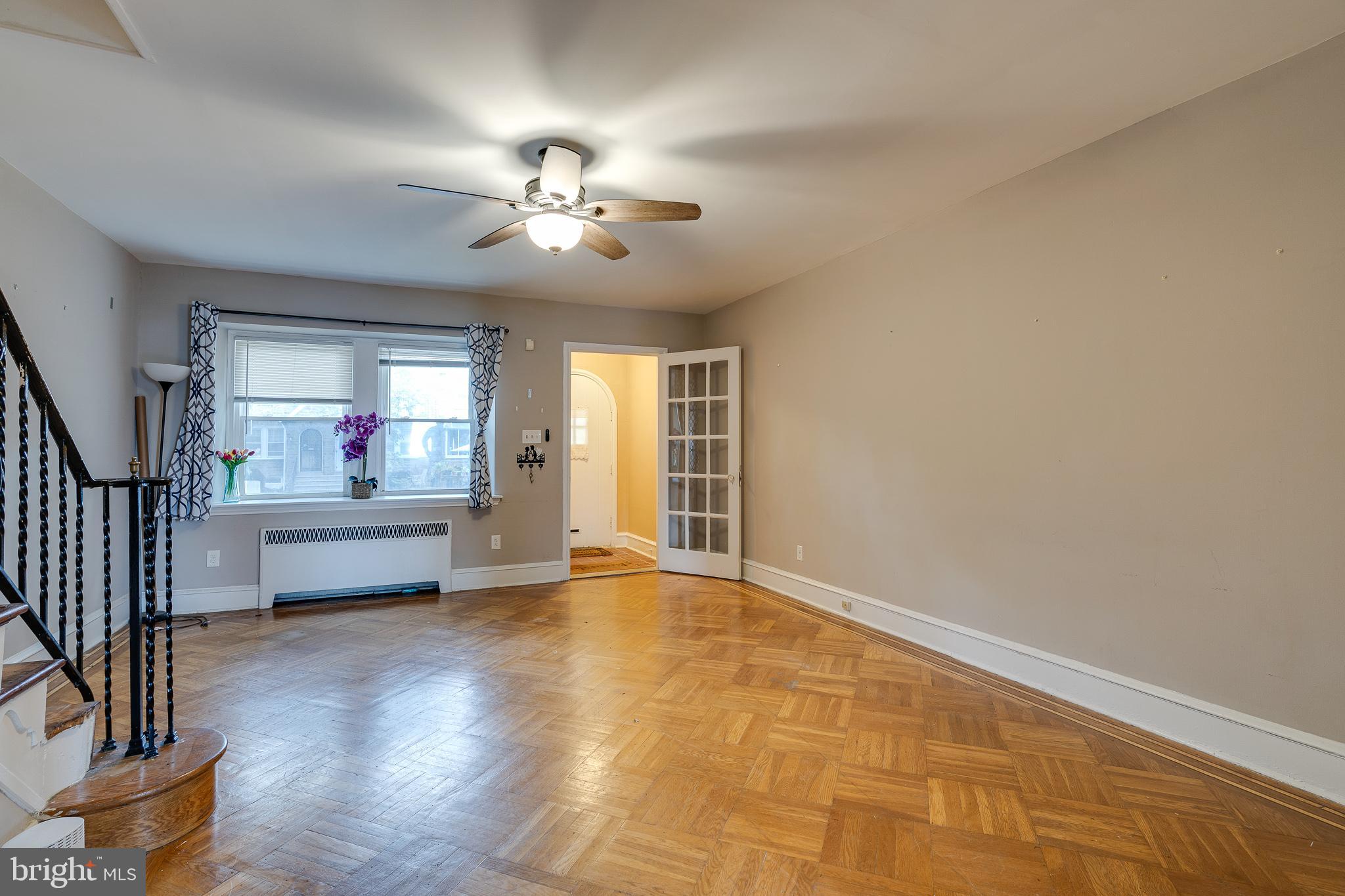 CRESCENTVILLE - Residential