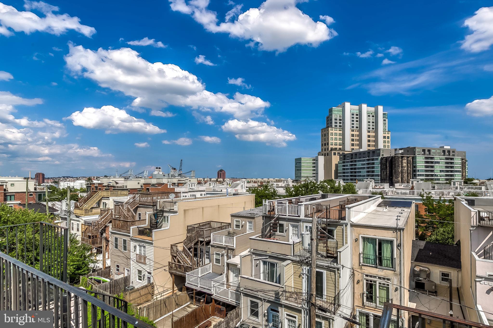 LOCUST POINT - Residential