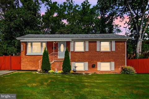 Photo of 2006 Cumberland Drive, WOODBRIDGE, VA 22191 (MLS # VAPW2130830)