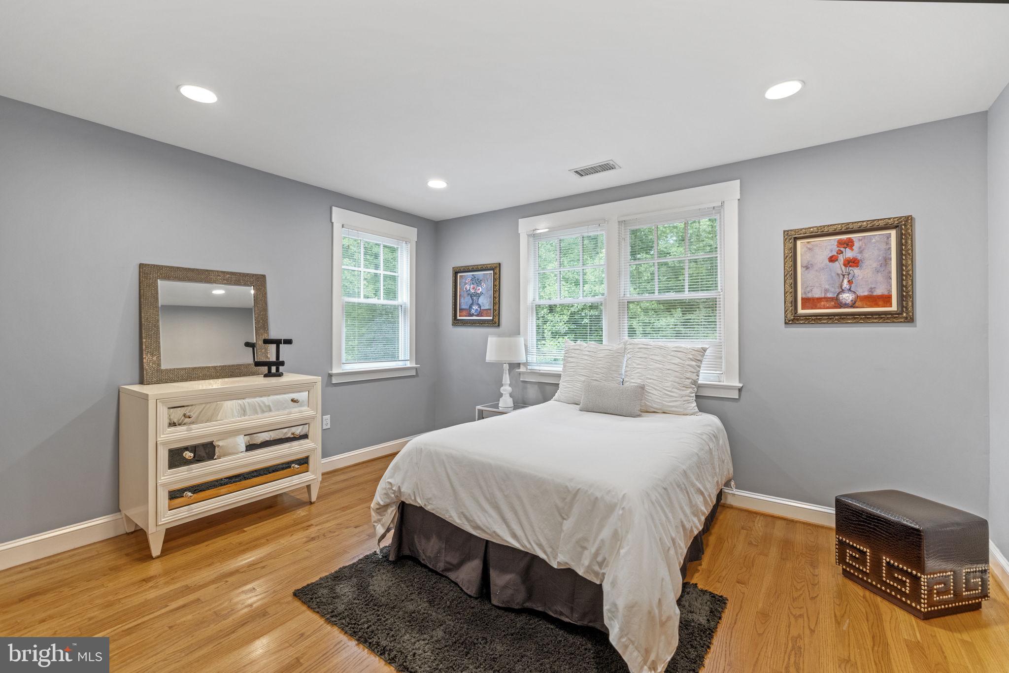 MERRY GO ROUND FARM - Residential