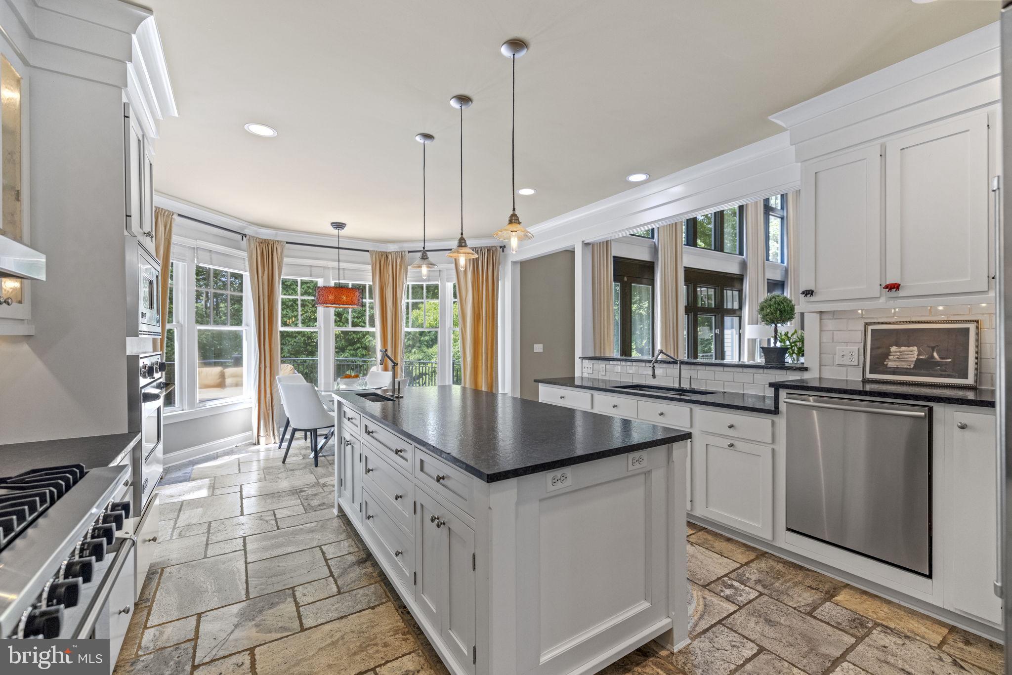 MERRY GO ROUND FARM - Residential