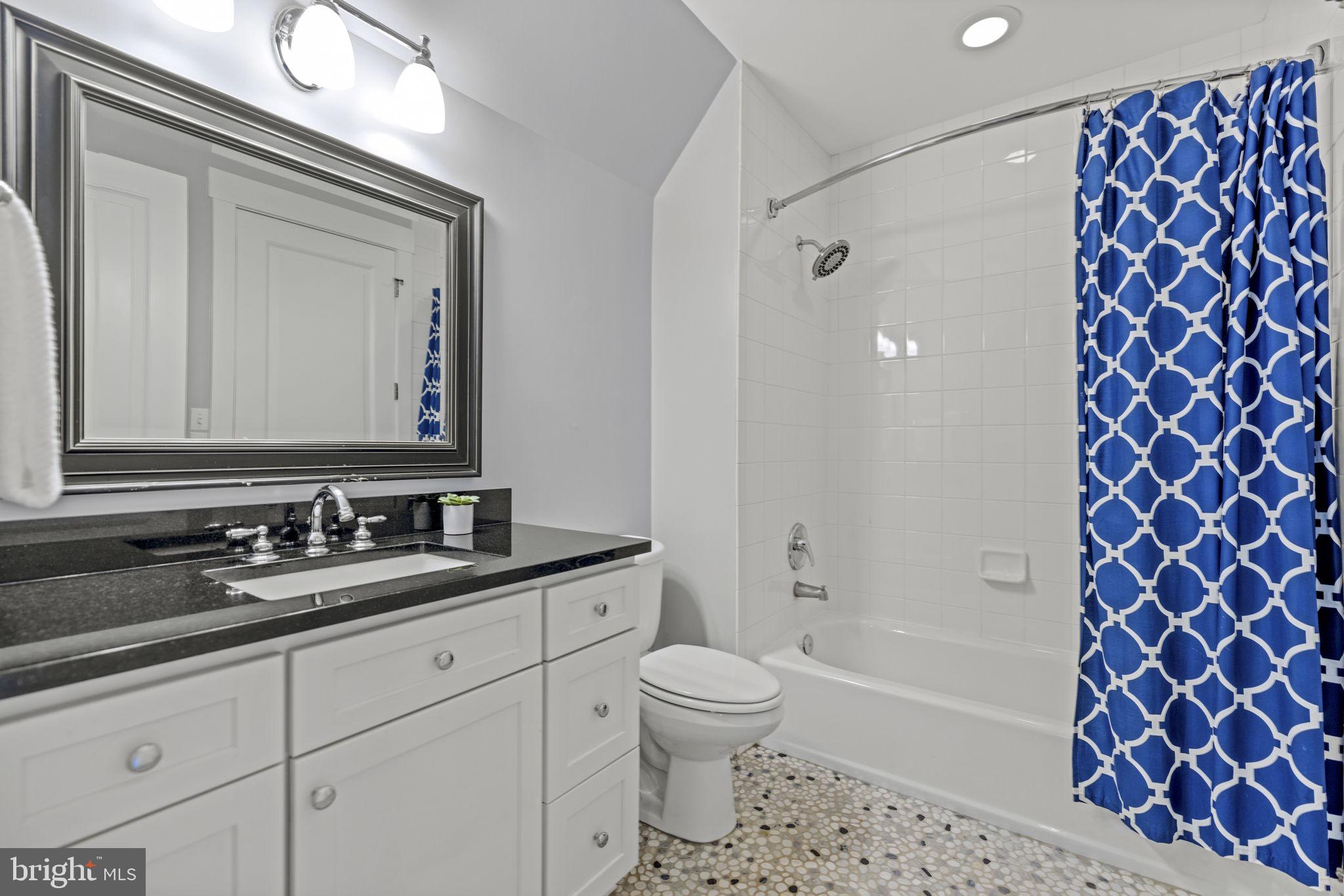 MERRY GO ROUND FARM - Residential