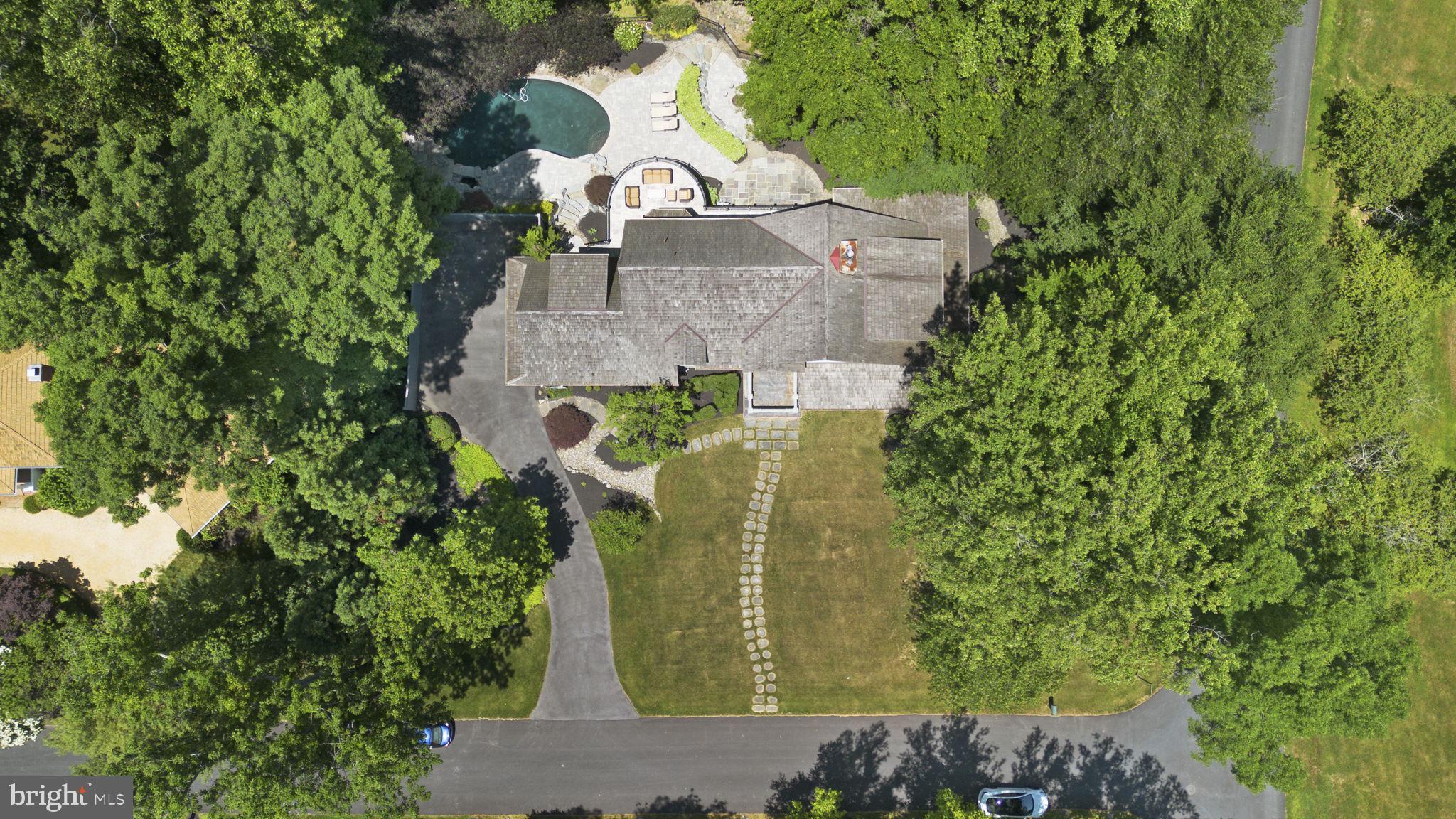 MERRY GO ROUND FARM - Residential