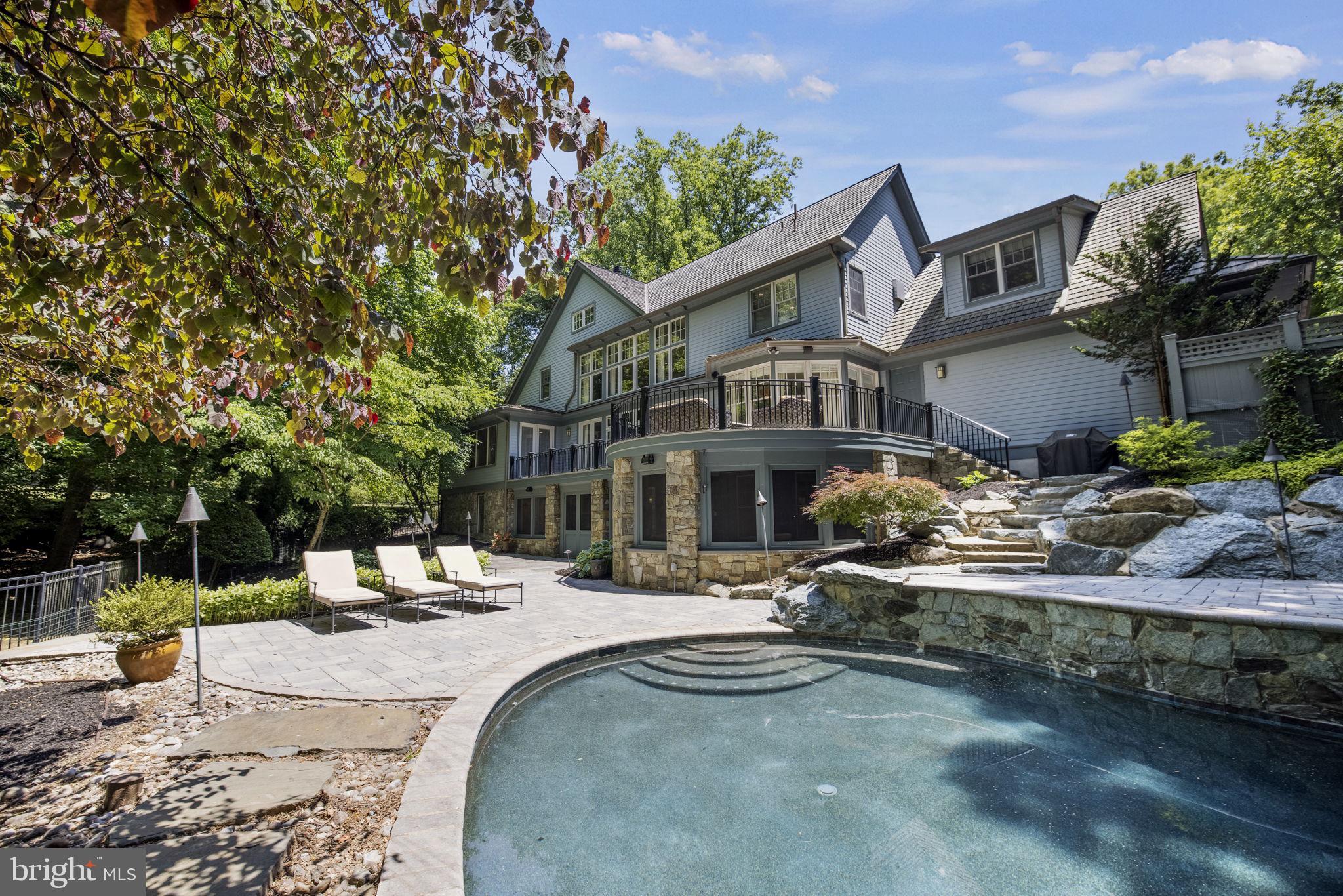 MERRY GO ROUND FARM - Residential