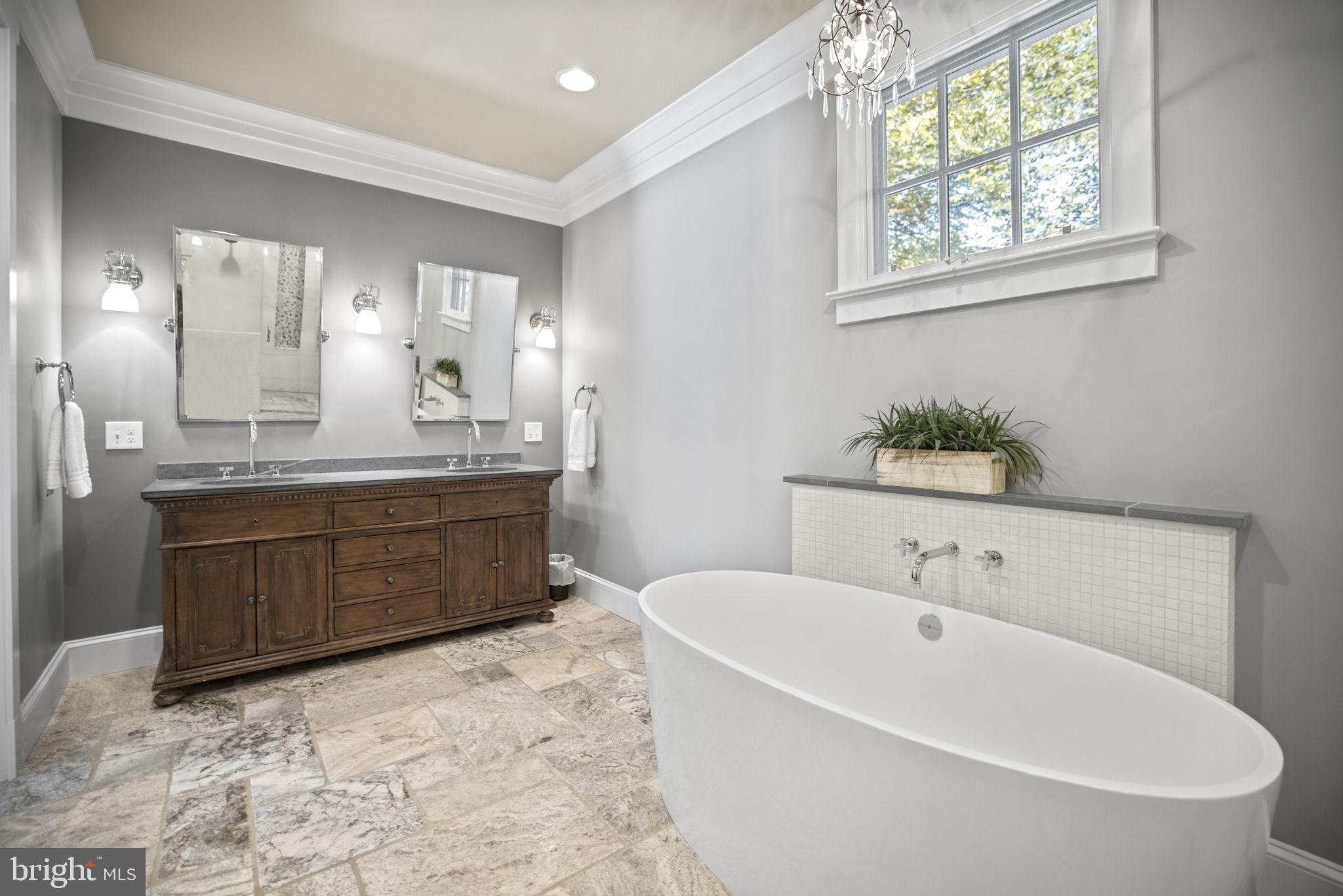 MERRY GO ROUND FARM - Residential