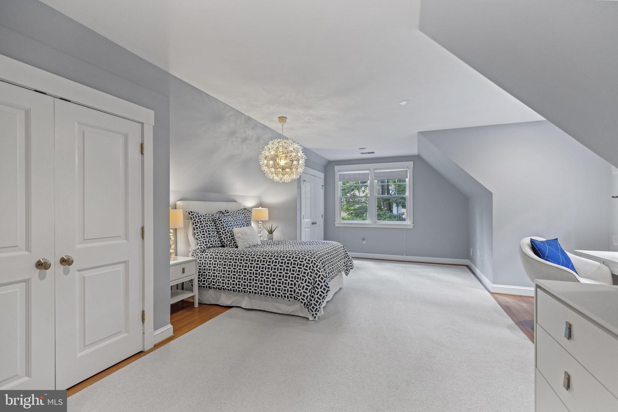 MERRY GO ROUND FARM - Residential