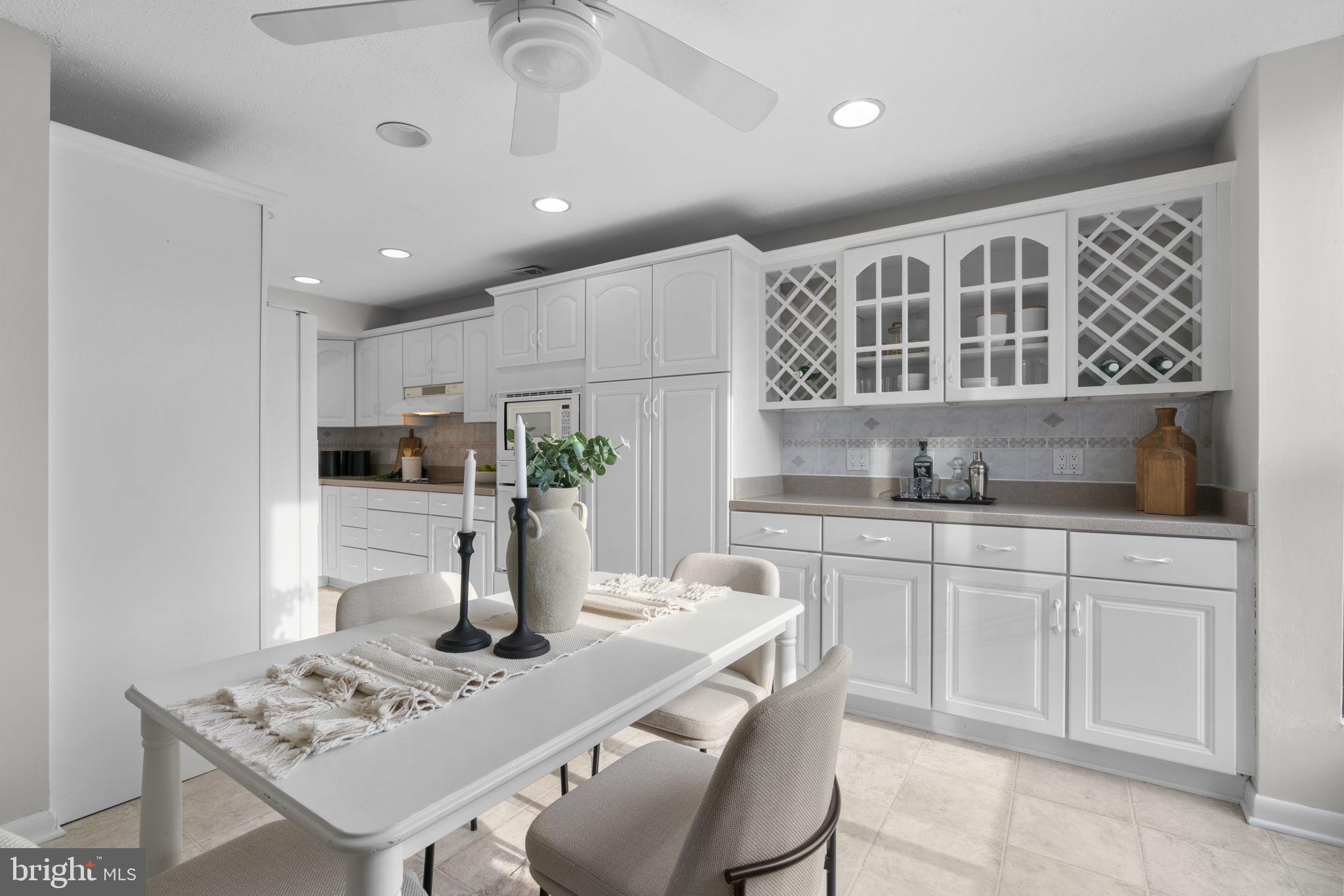 TOWN CENTER - Residential