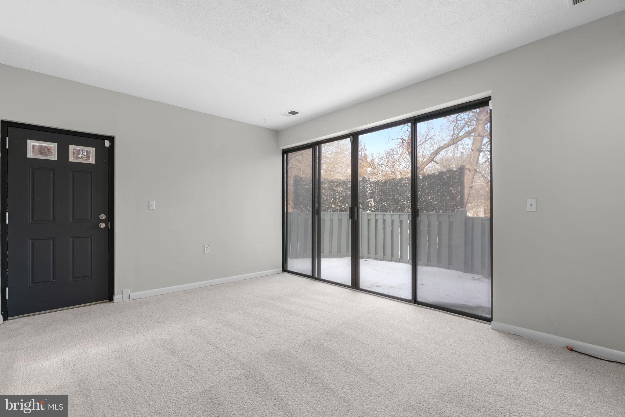 TOWN CENTER - Residential