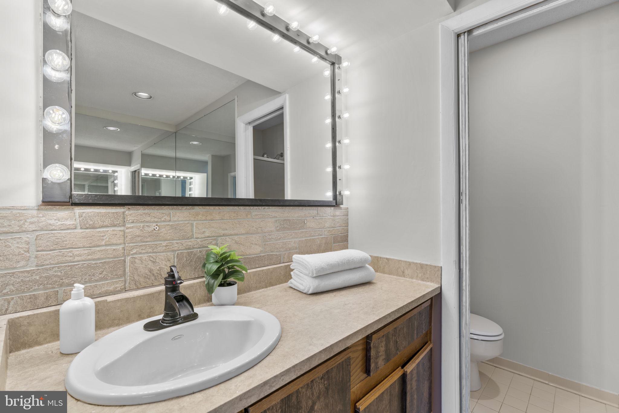 TOWN CENTER - Residential