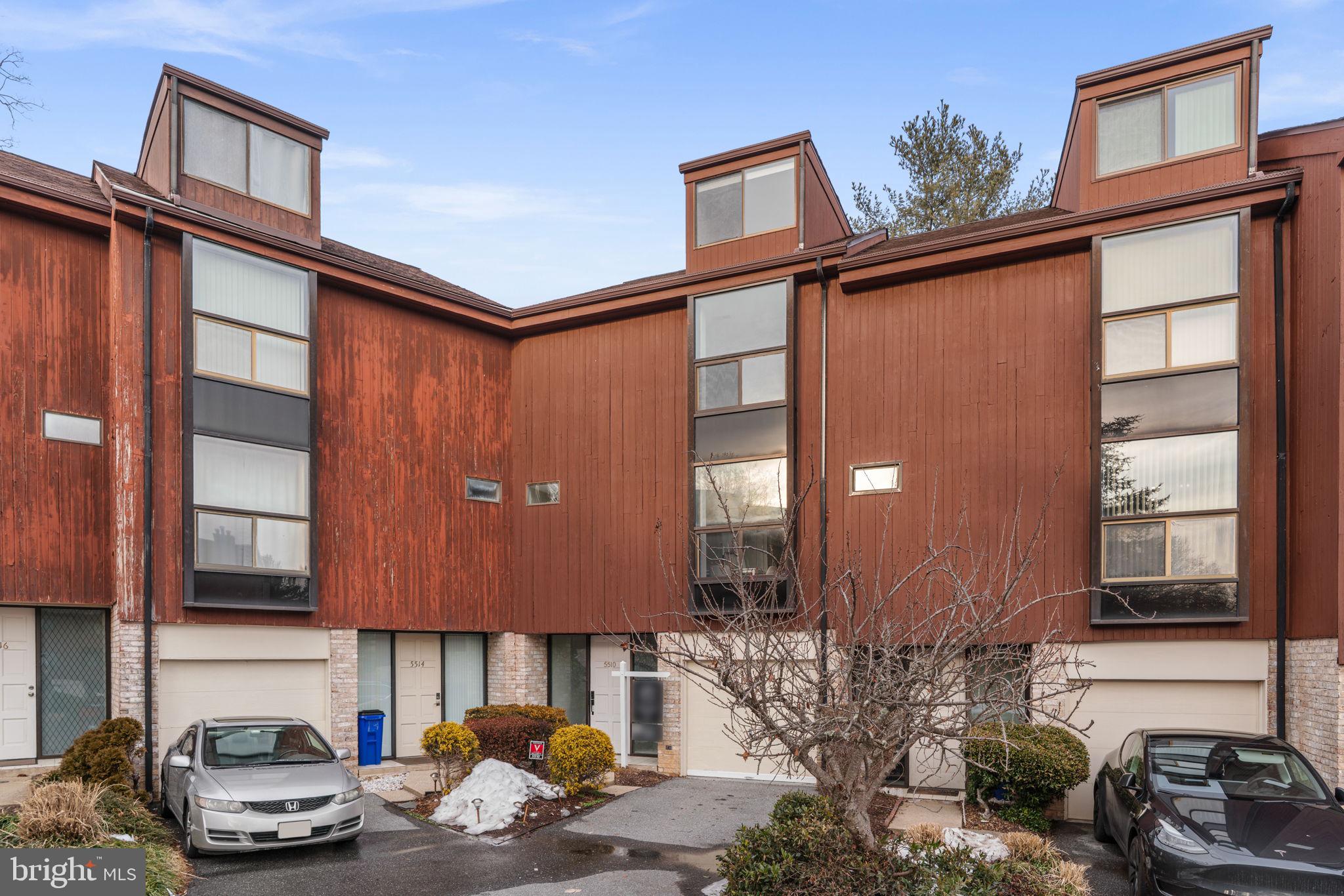 TOWN CENTER - Residential