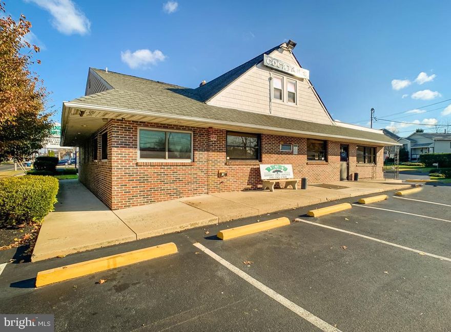 Well Established, in a great iconic location... just what you have been looking for a very profitable Sports Bar/Restaurant same owner for over 29 years... Real Estate, Liquor license, Furniture, Fixtures and Equipment all included in sale price. Truly a Turn Key operation, excellent staff and well maintain building, facilities and equipment. Plenty of onsite parking. For more information a Non Disclosure Agreement must be signed by all persons involved.