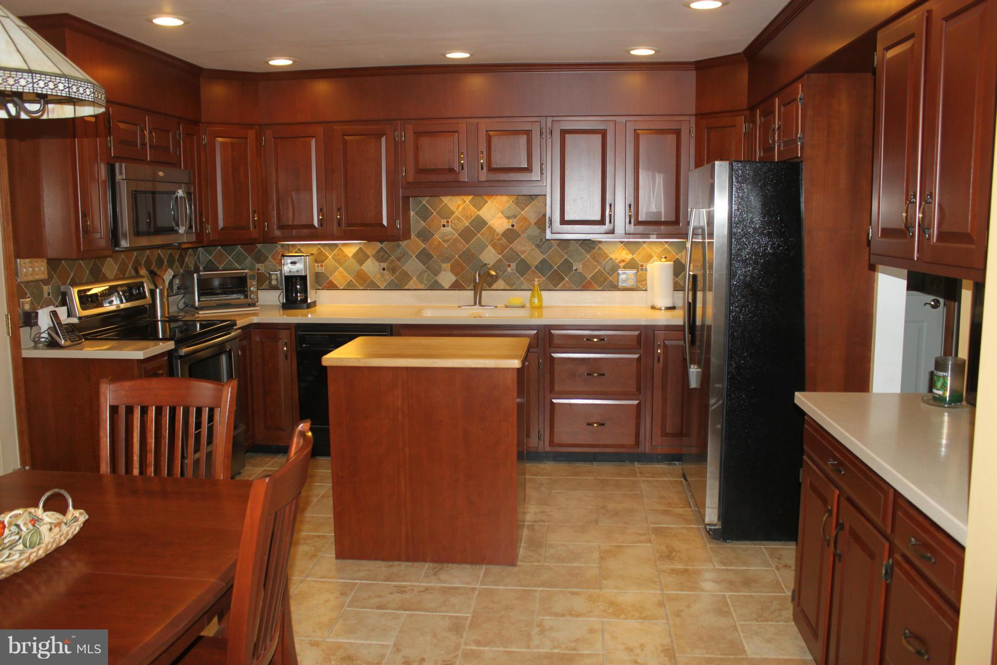 GLADMAR - Residential