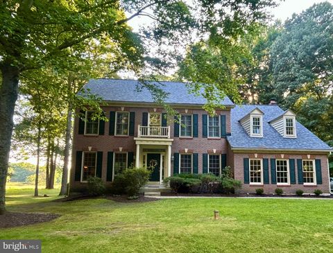 Homes For Sale - 2326 Patuxent River Road<br/> GAMBRILLS, MD 21054