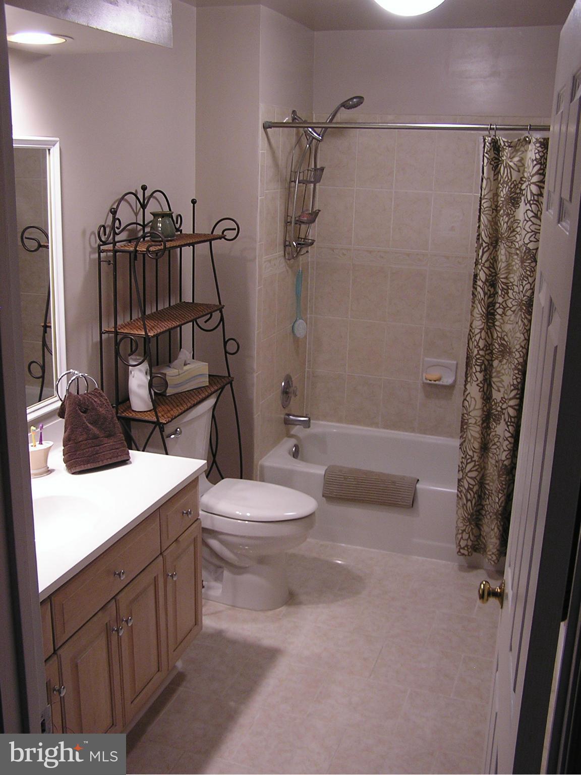 SETTLERS LANDING - Residential