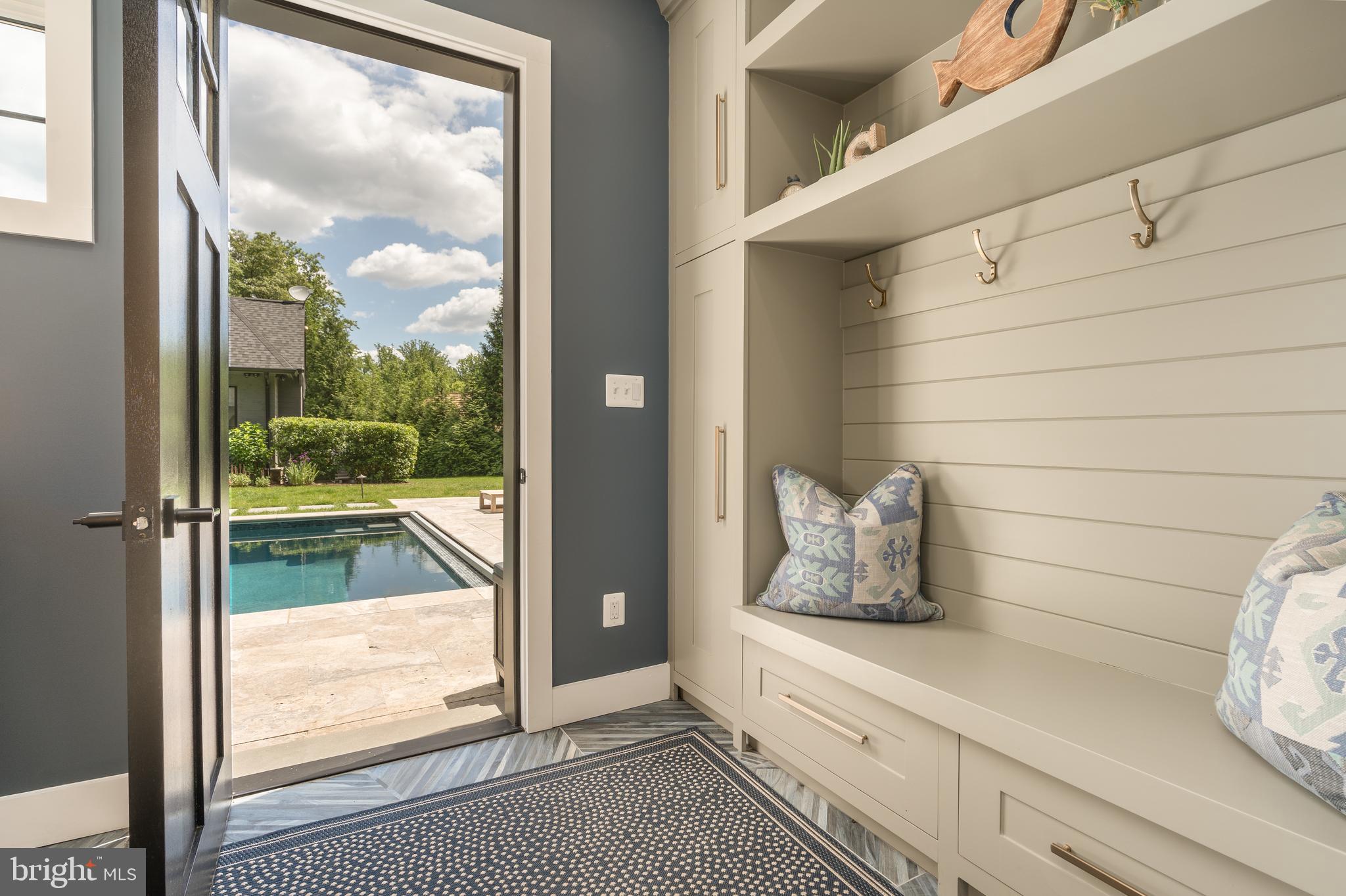 LANGLEY FOREST - Residential