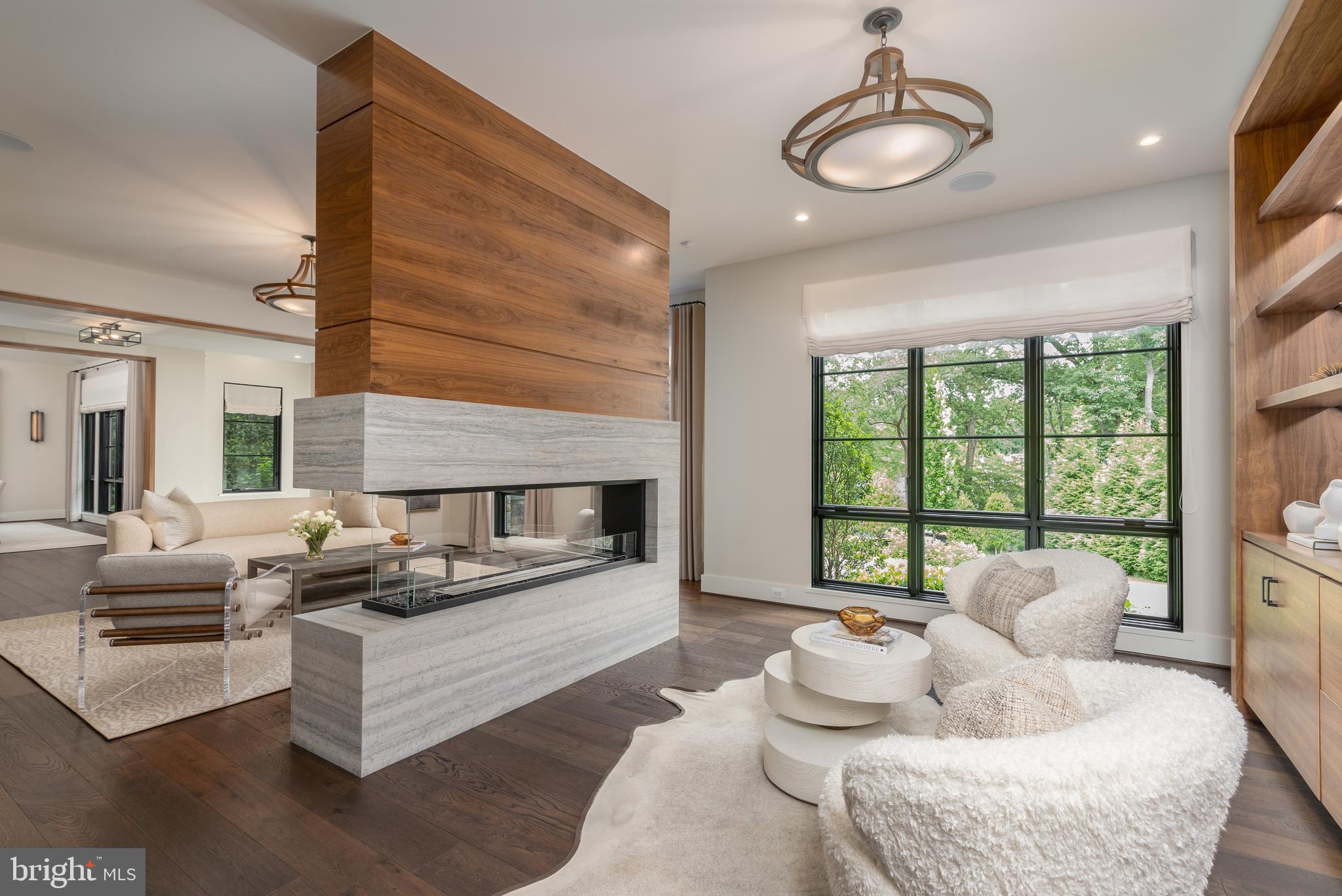 LANGLEY FOREST - Residential