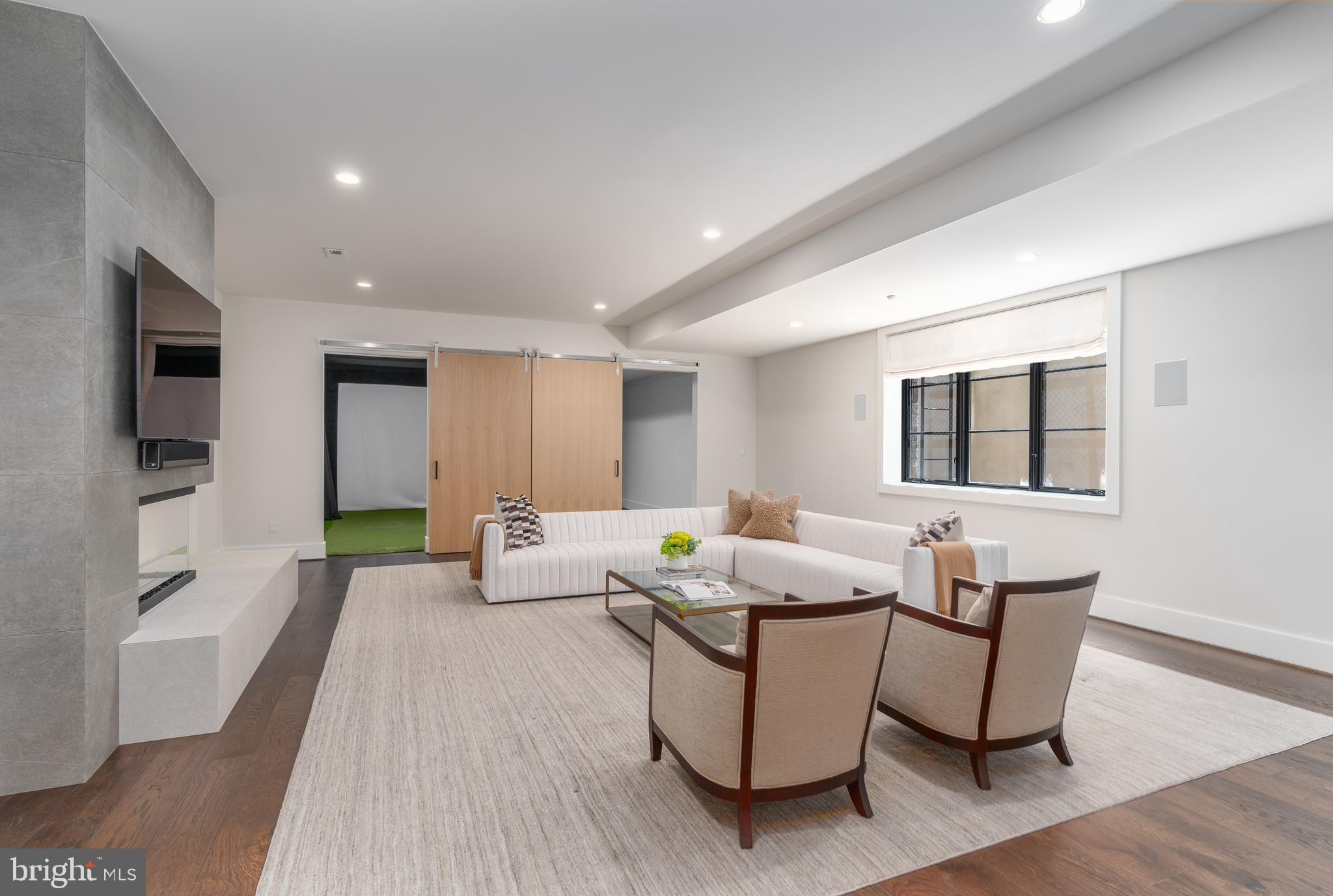 LANGLEY FOREST - Residential