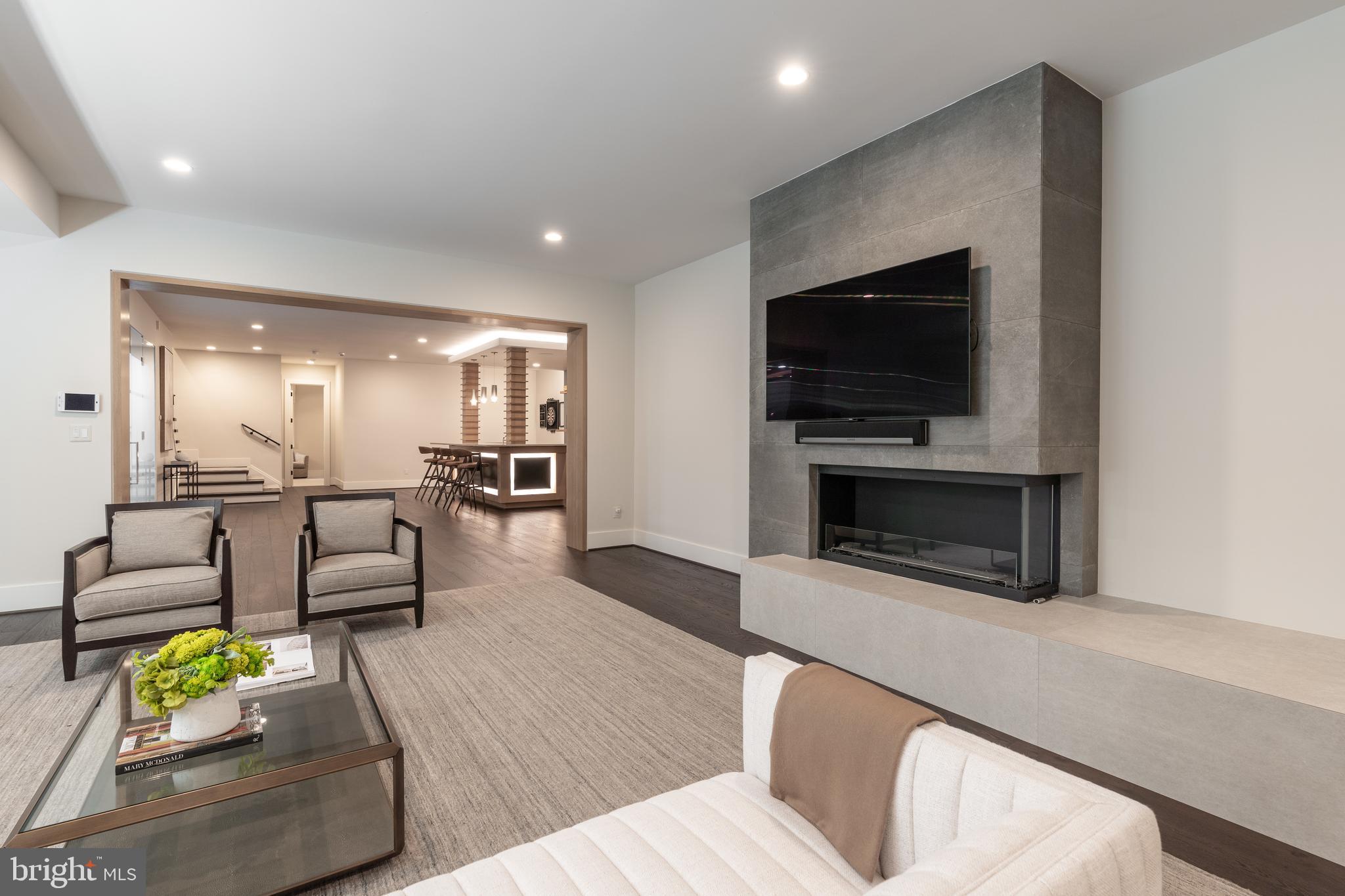 LANGLEY FOREST - Residential