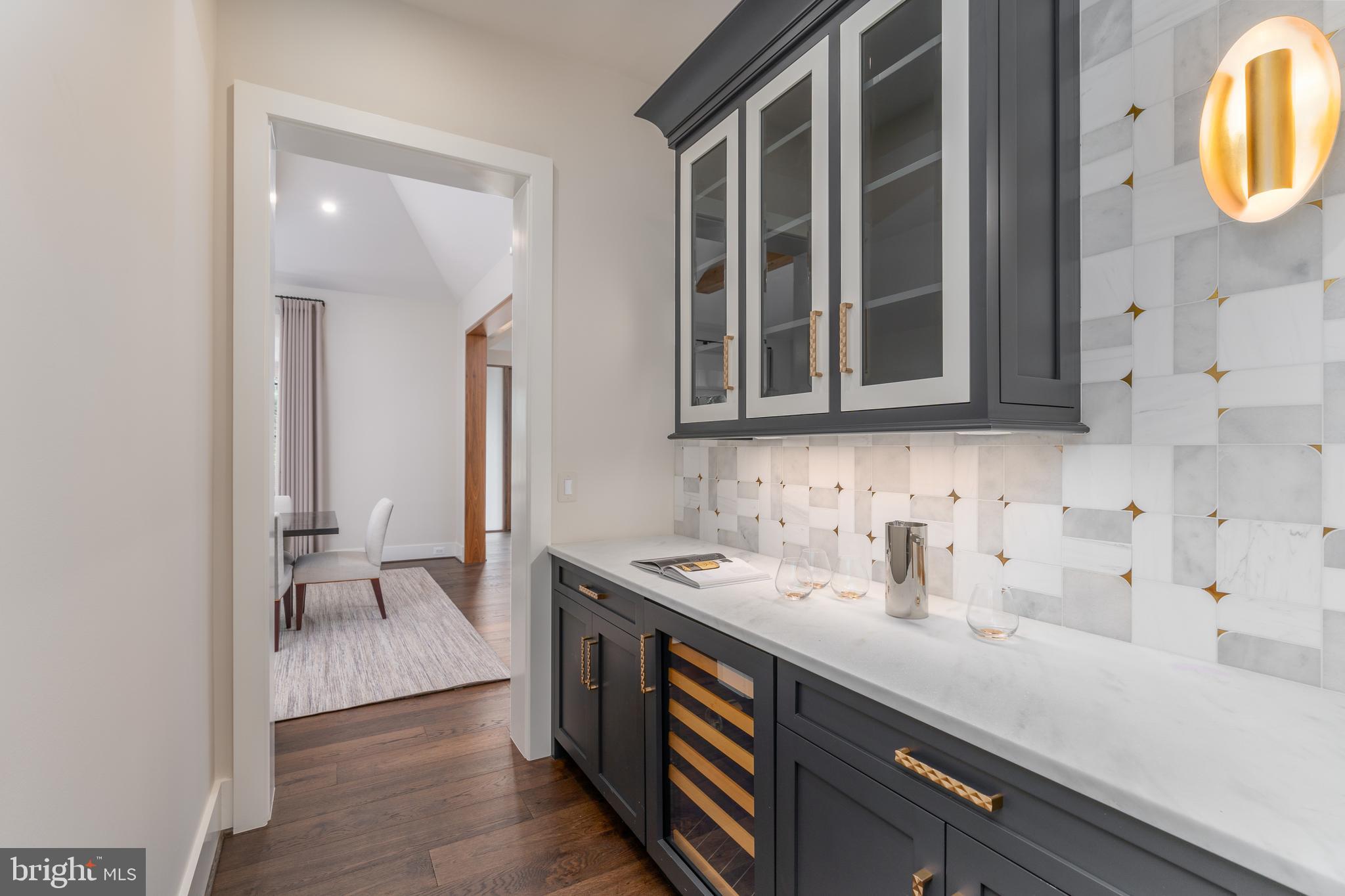 LANGLEY FOREST - Residential