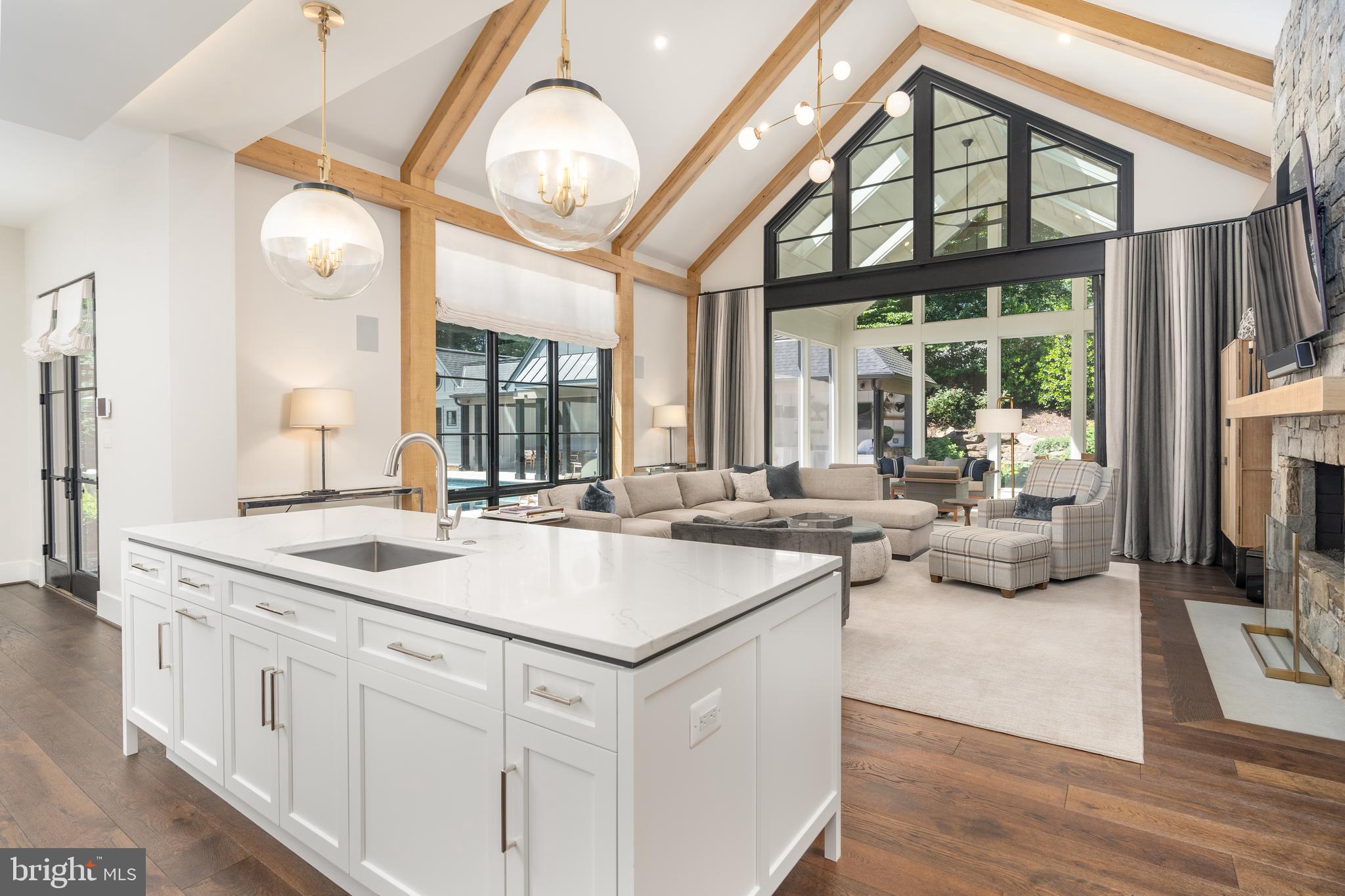 LANGLEY FOREST - Residential