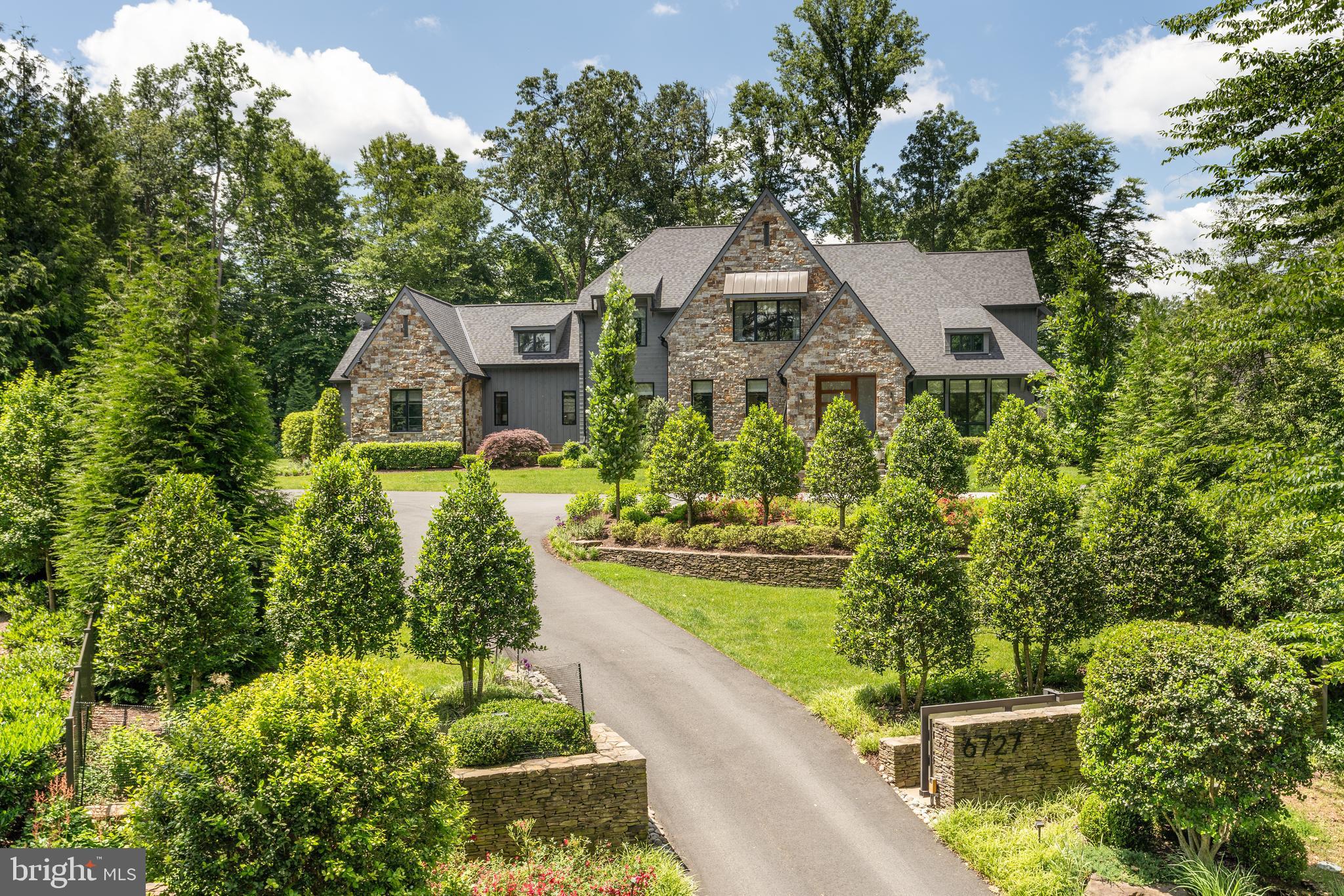 LANGLEY FOREST - Residential