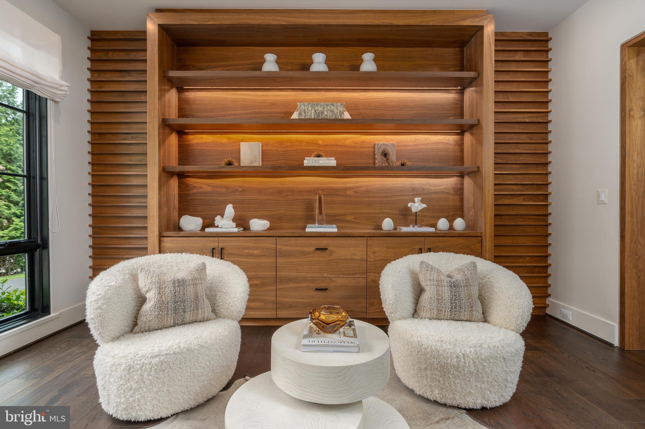 LANGLEY FOREST - Residential